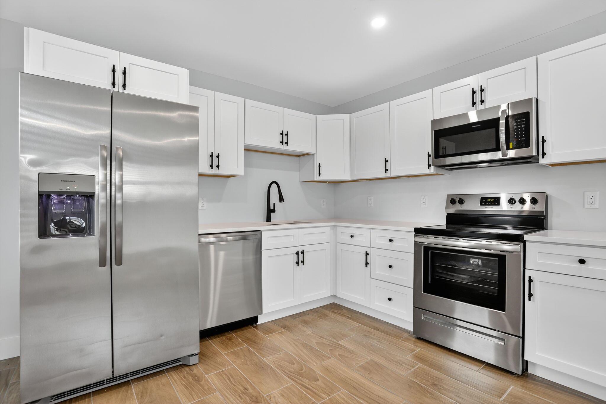 1851 NE 25th Avenue 3