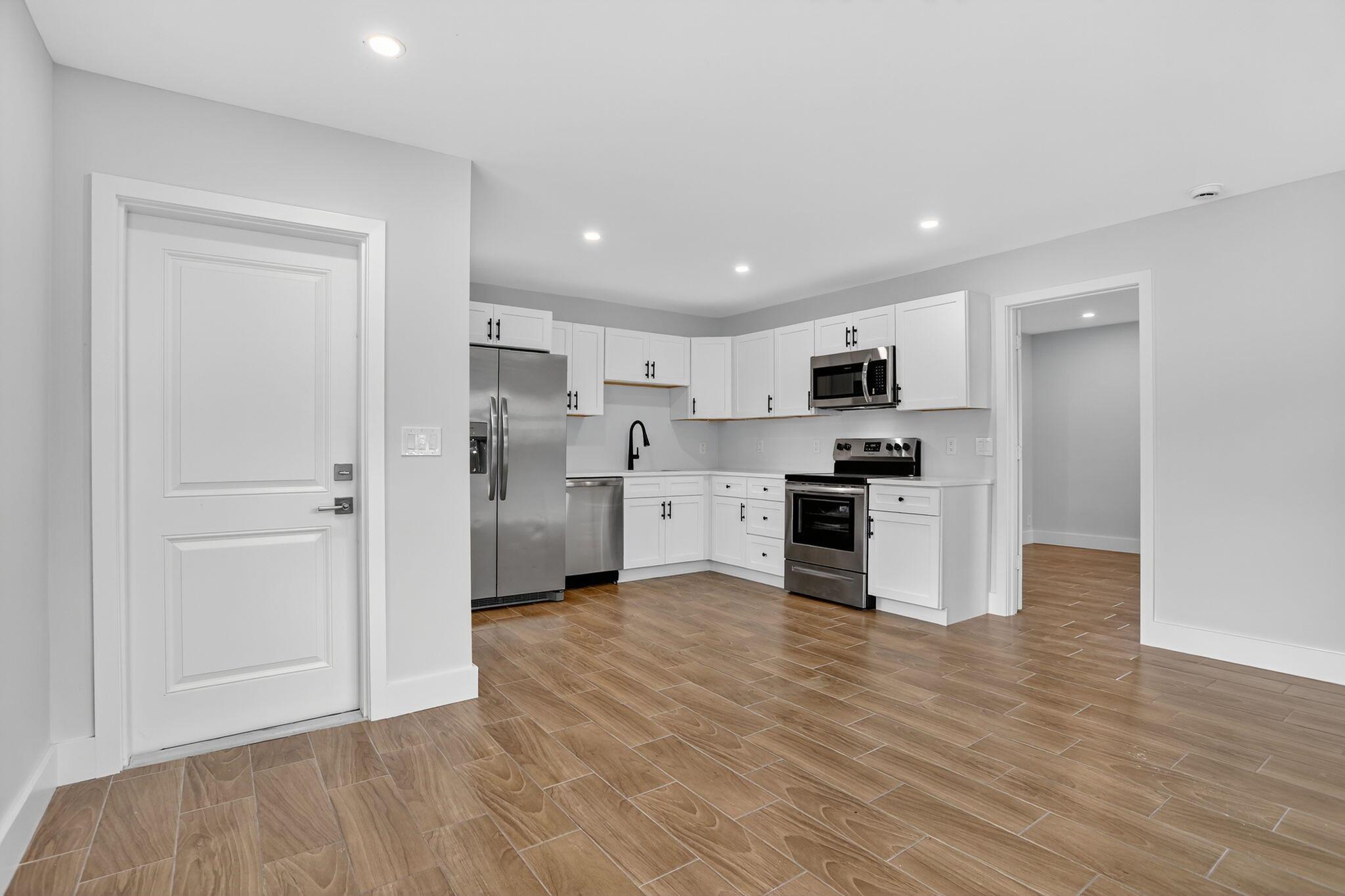 1851 NE 25th Avenue 3