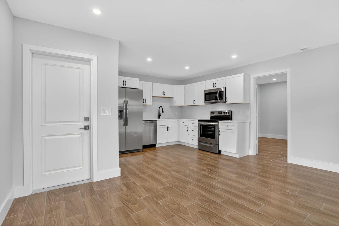 1851 NE 25th Avenue 3