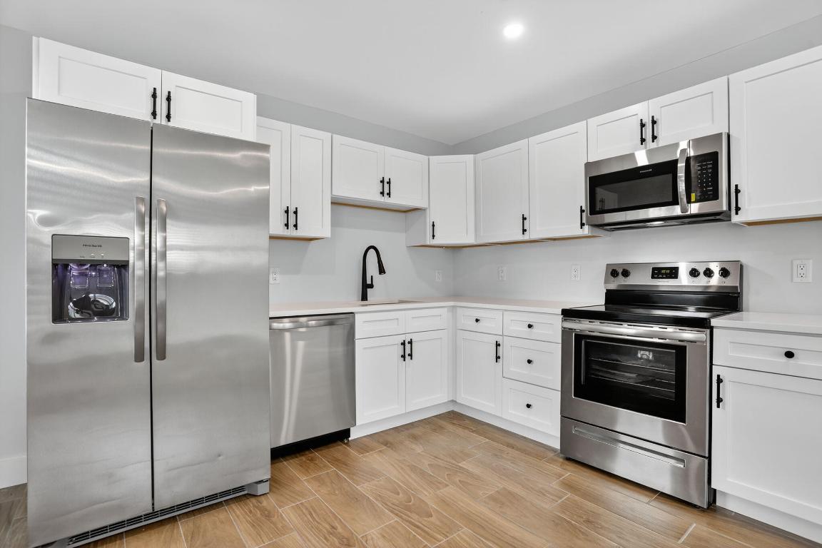 1851 NE 25th Avenue 3