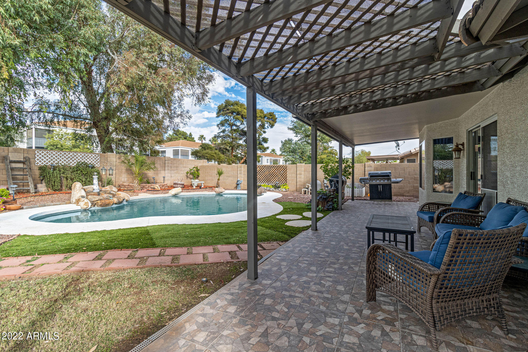 14626 W MARCUS Drive