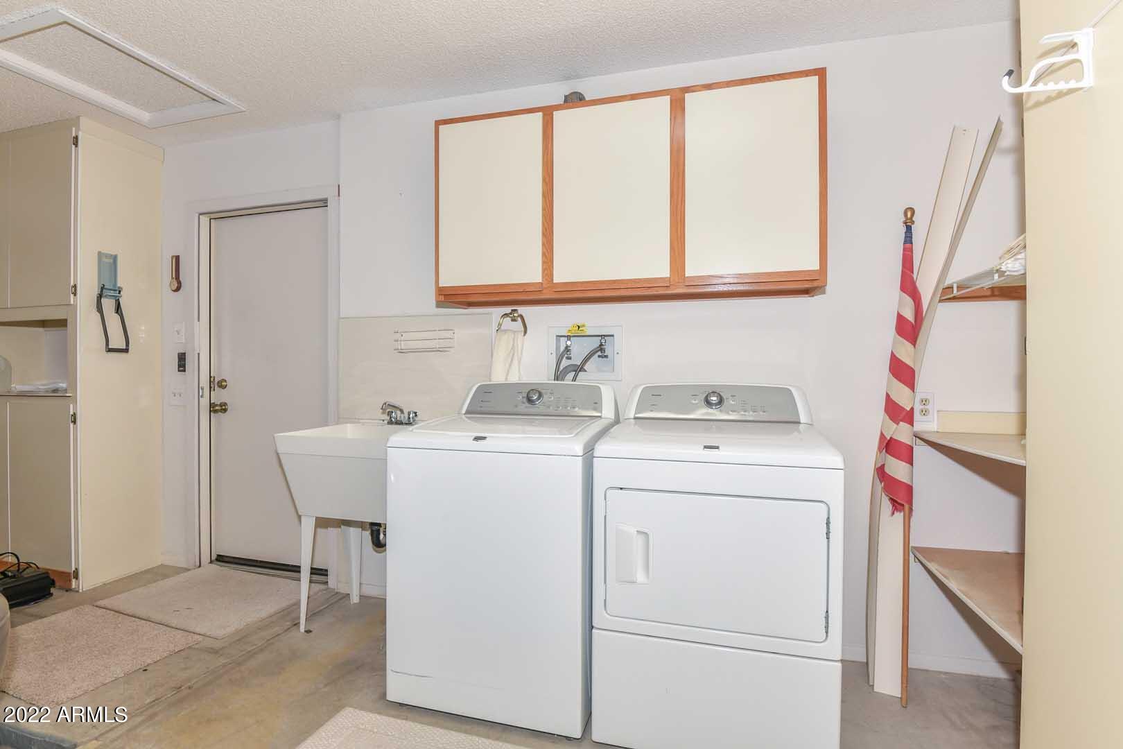 14219 W DESERT GLEN Drive