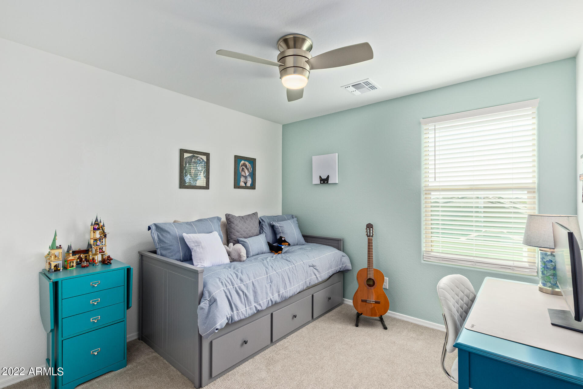 17555 W MONTE LINDO Lane