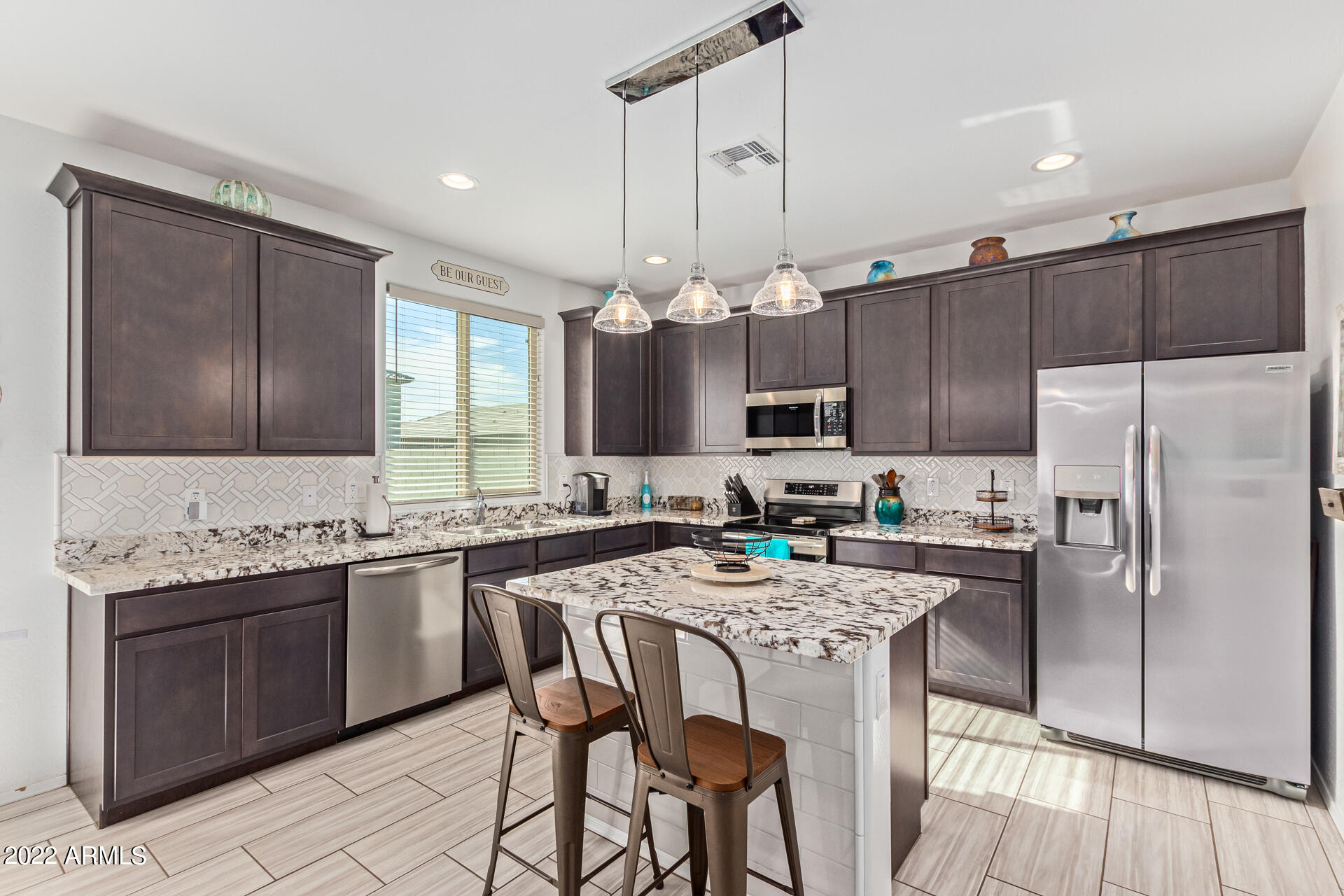 17555 W MONTE LINDO Lane