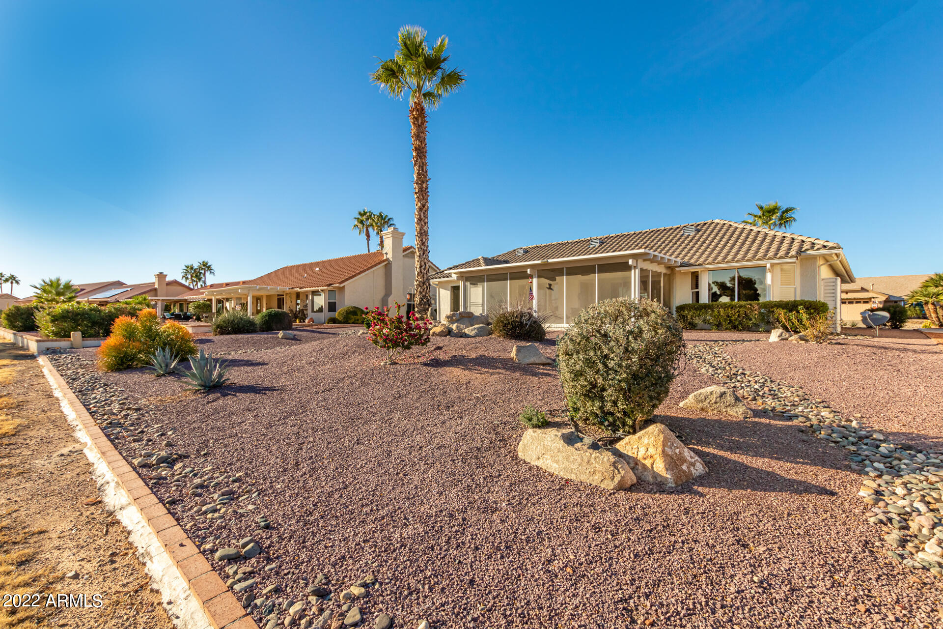 14817 W RAVENSWOOD Drive