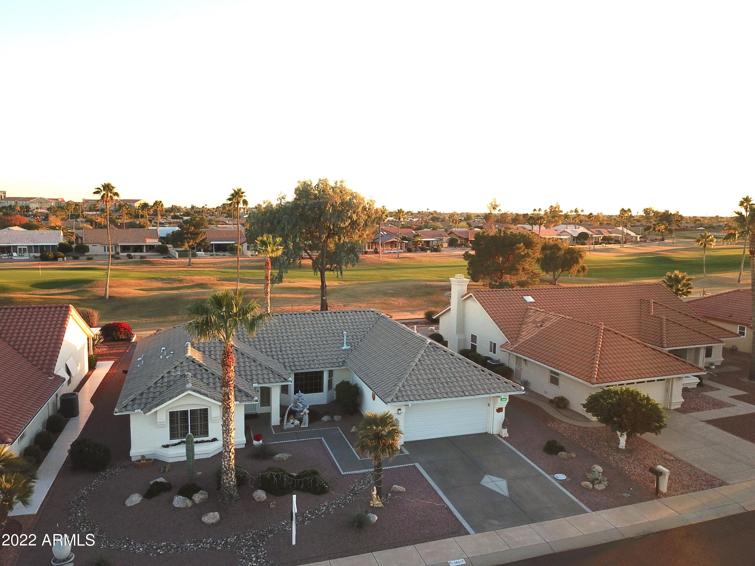 14817 W RAVENSWOOD Drive