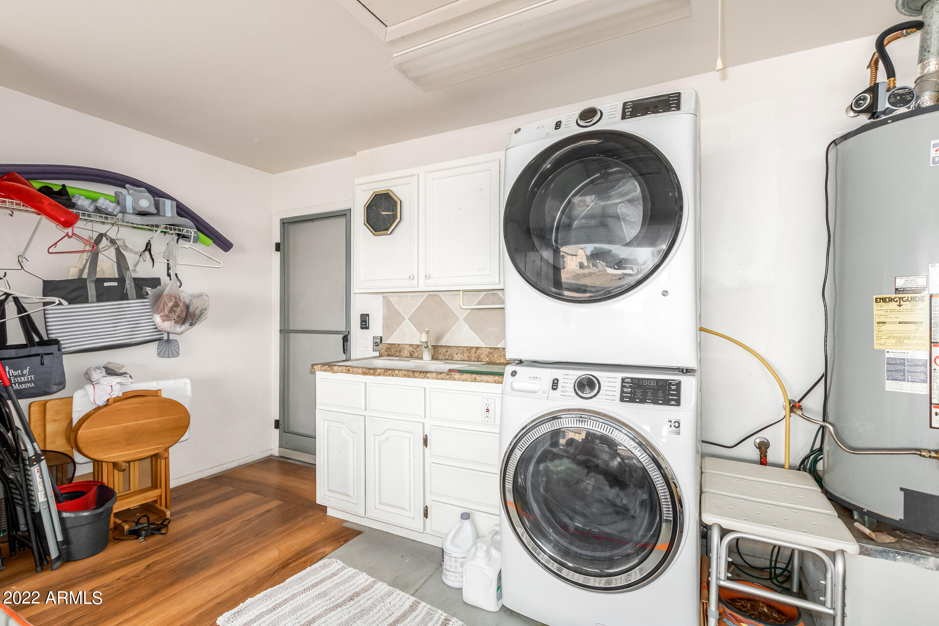 14817 W RAVENSWOOD Drive