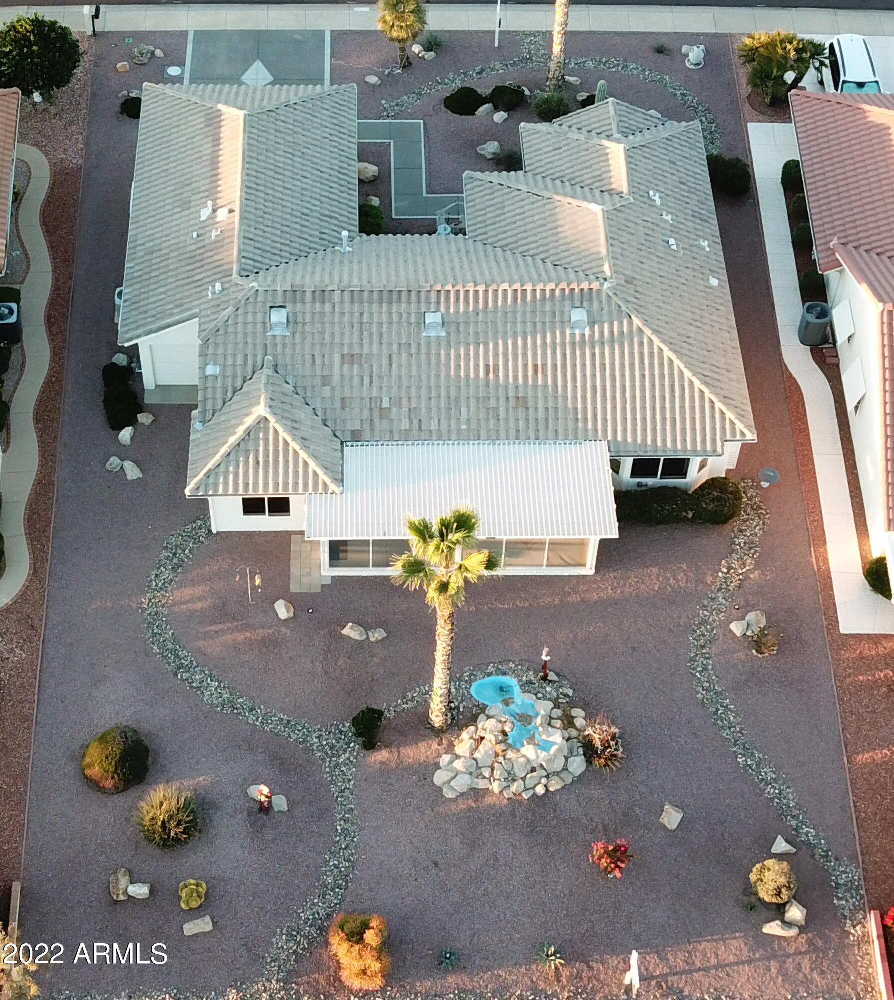 14817 W RAVENSWOOD Drive