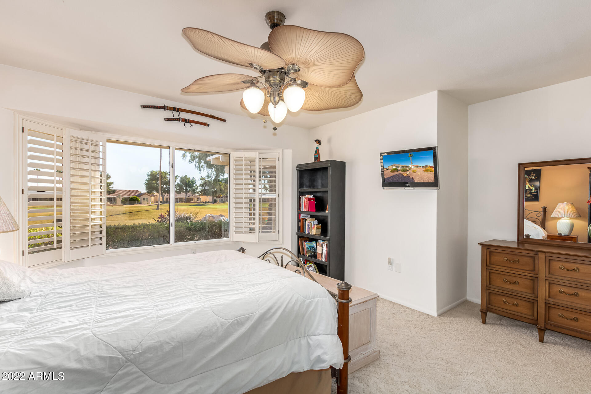 14817 W RAVENSWOOD Drive