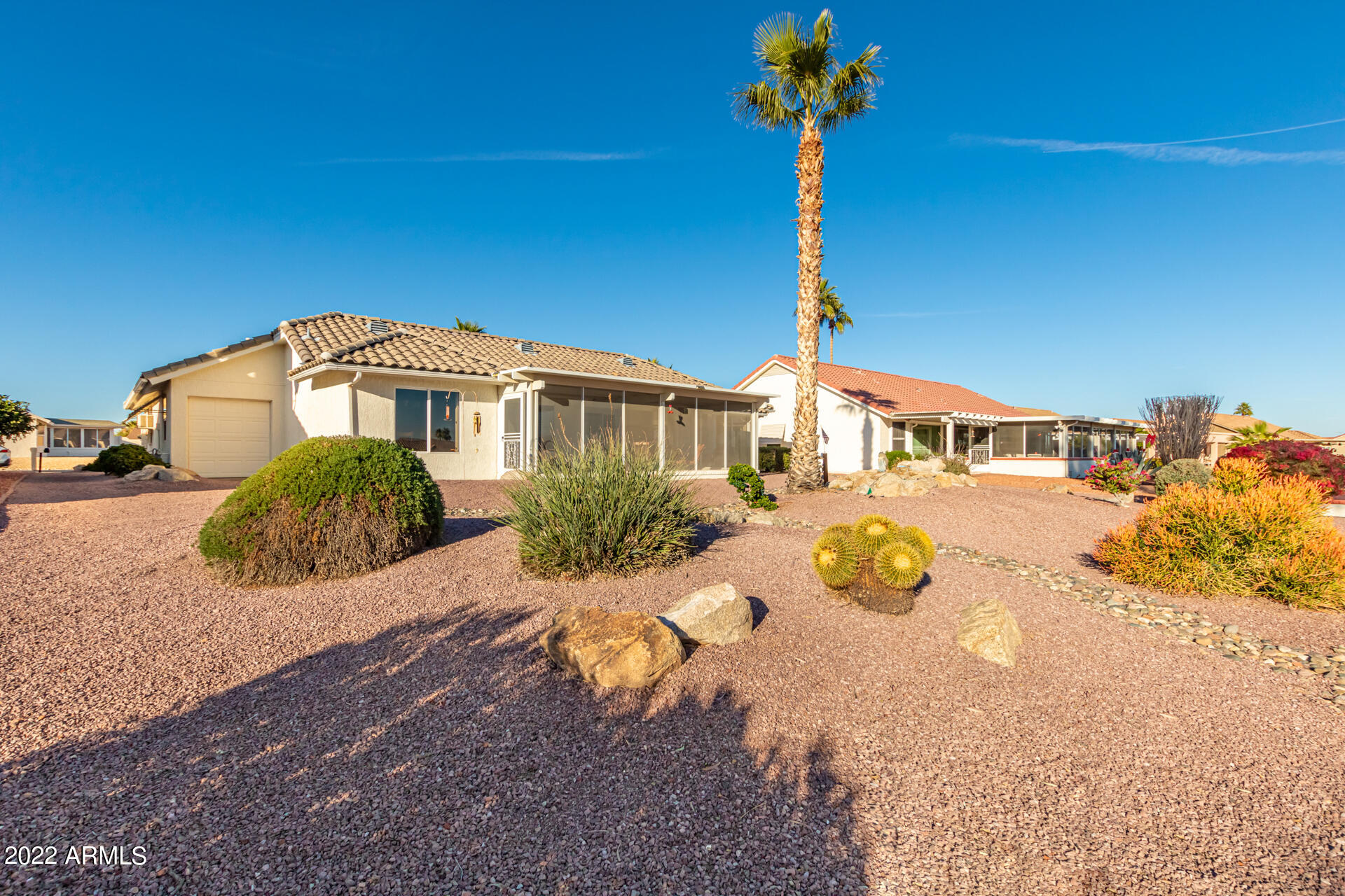 14817 W RAVENSWOOD Drive