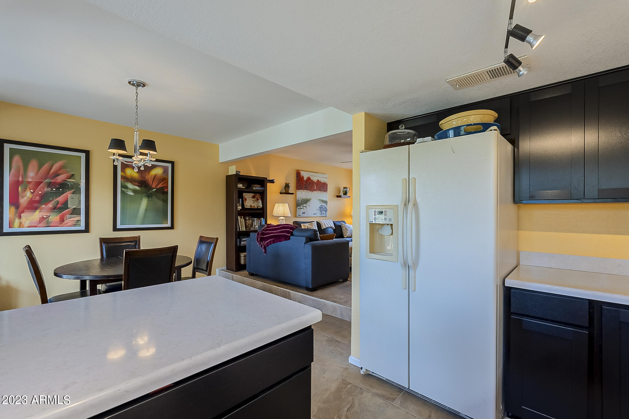 2524 S EL PARADISO Street # 73