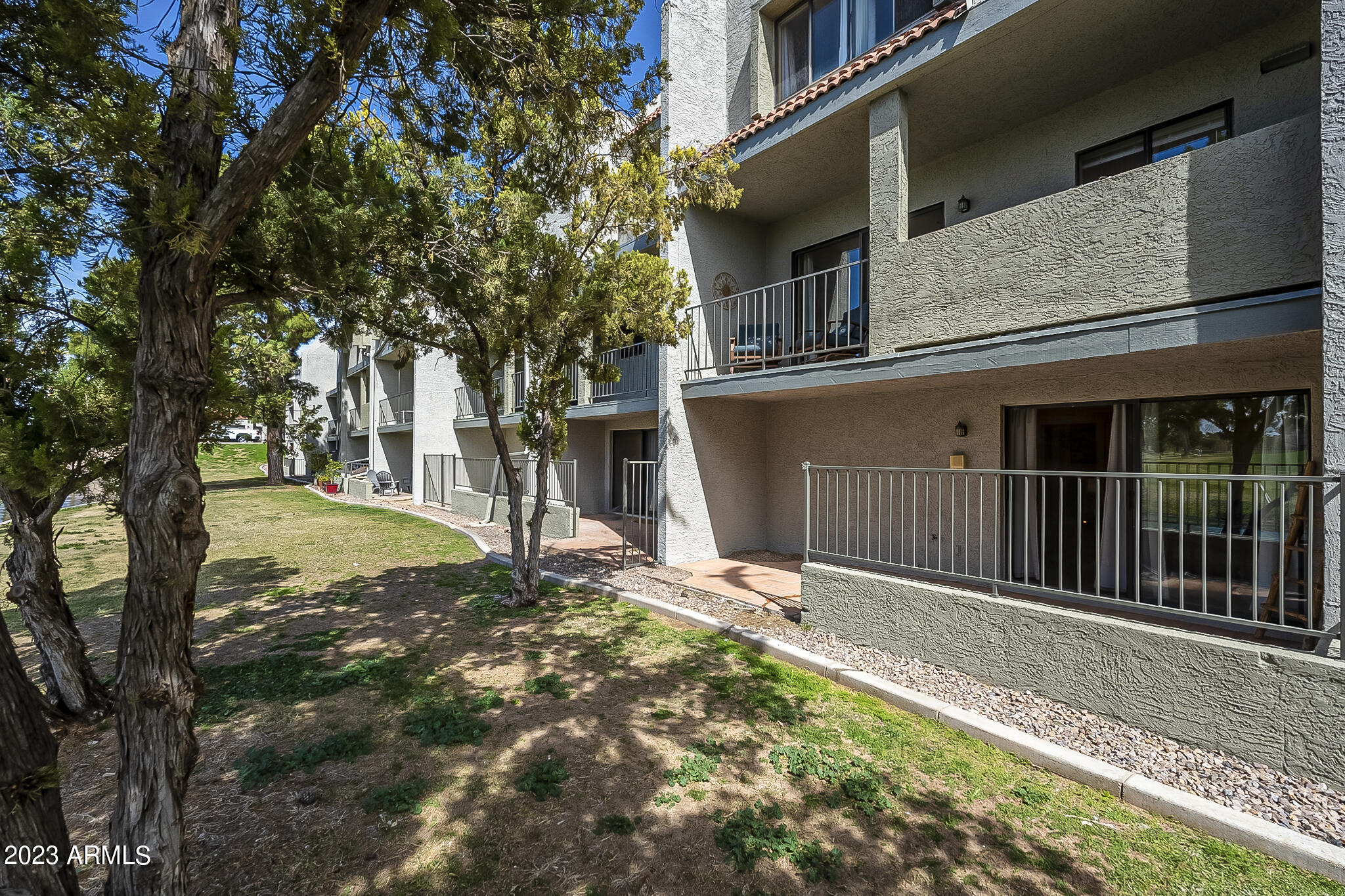 2524 S EL PARADISO Street # 73