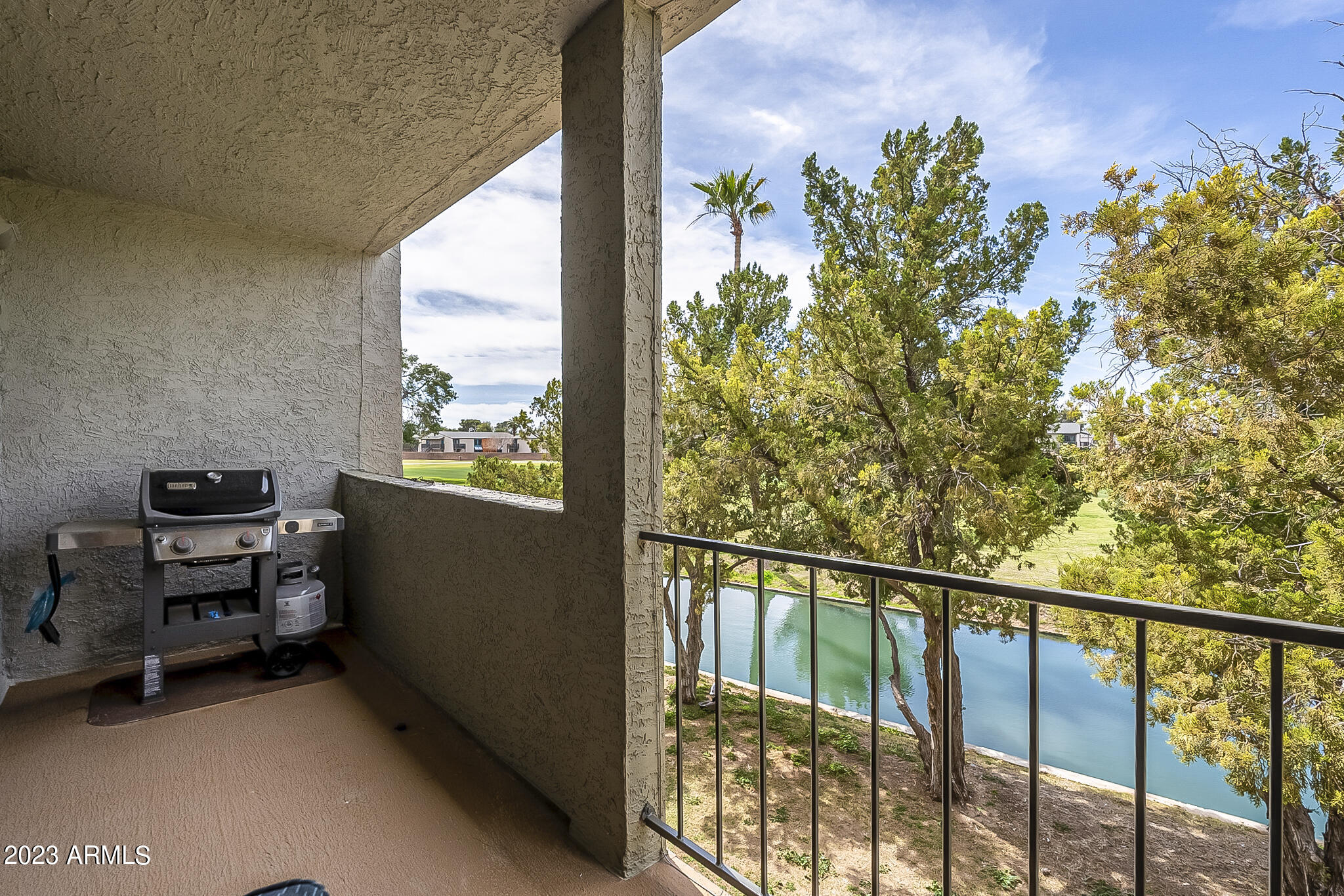 2524 S EL PARADISO Street # 73