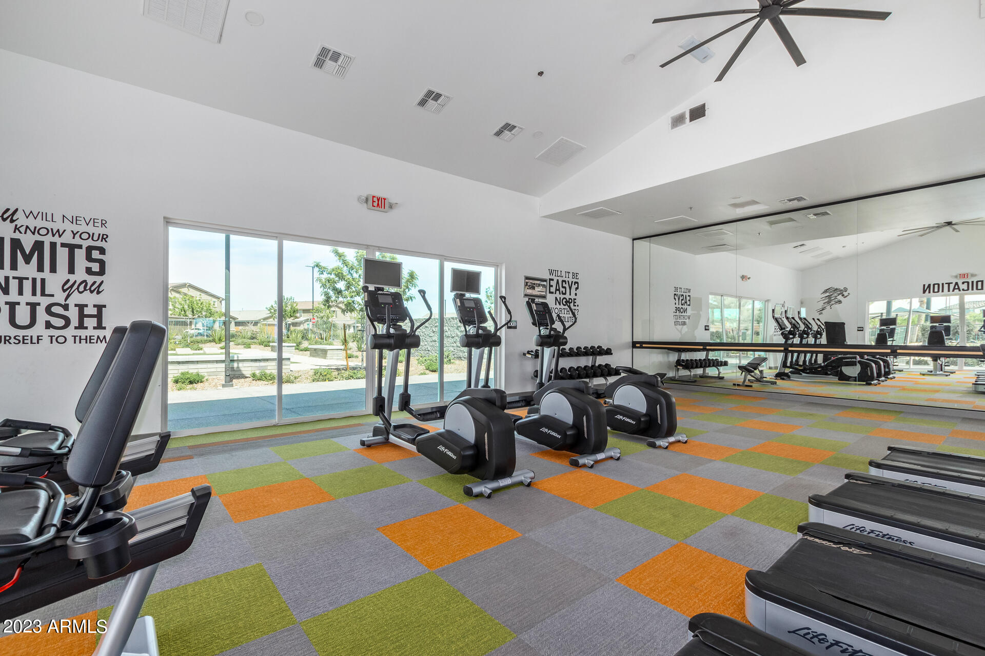 14381 W VALENTINE Street