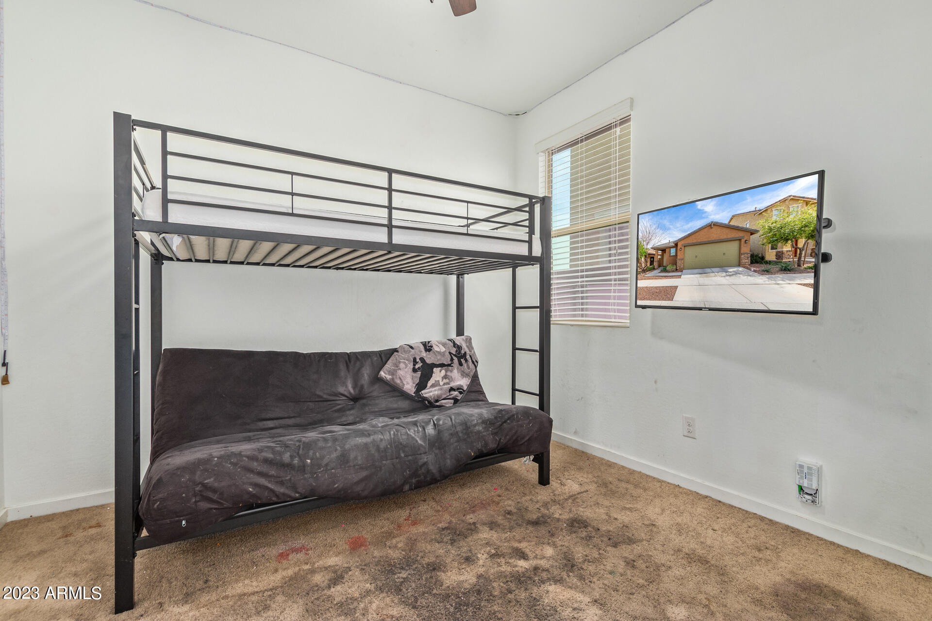 14381 W VALENTINE Street