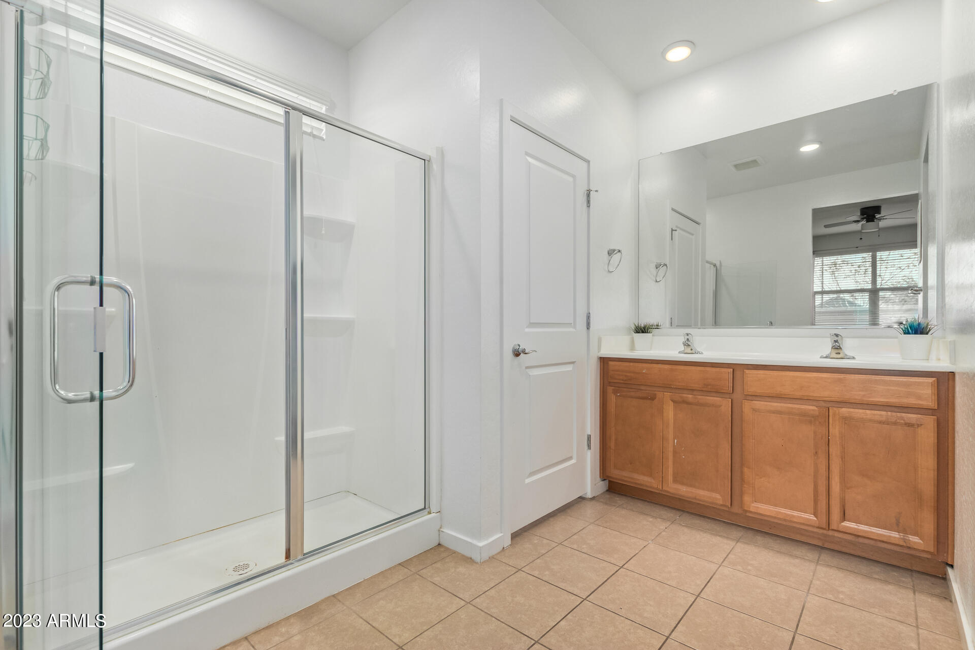 14381 W VALENTINE Street