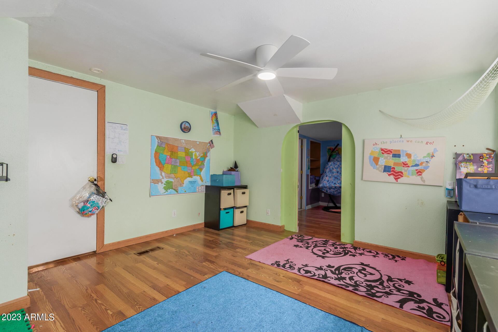 19045 N PIERSON Road