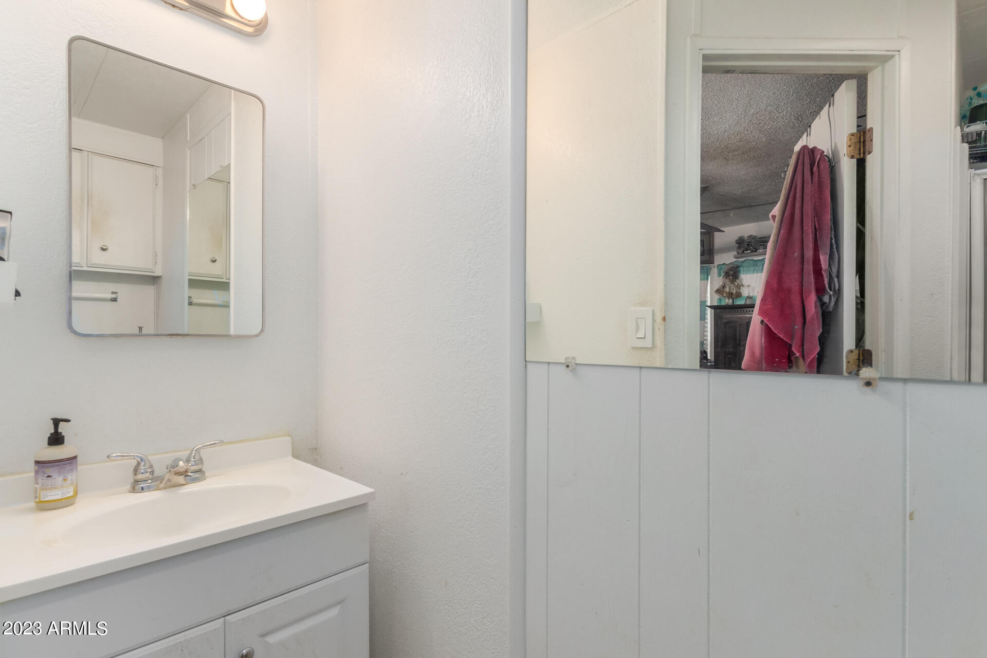 19045 N PIERSON Road