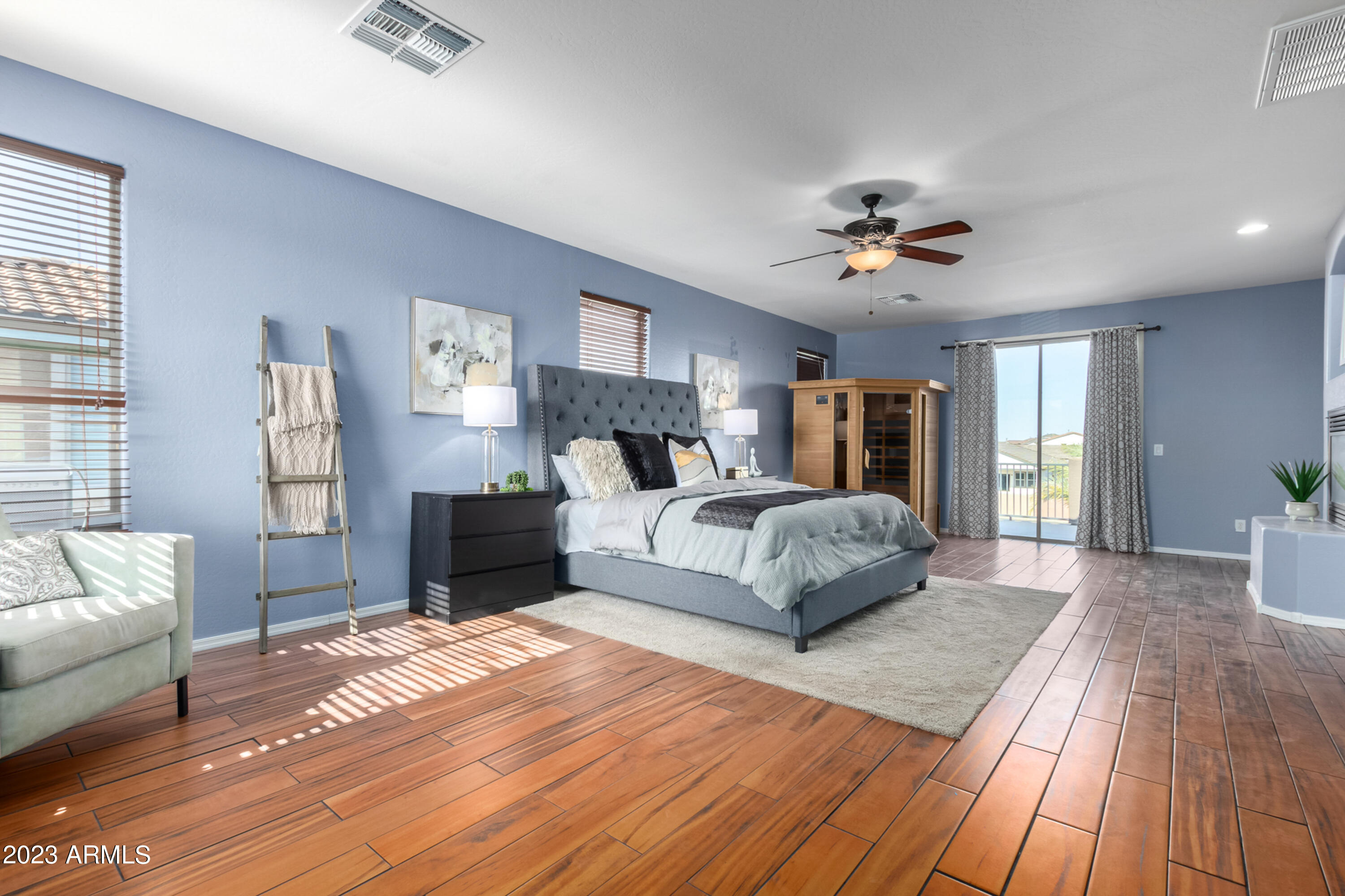 22015 N DIAMOND Drive