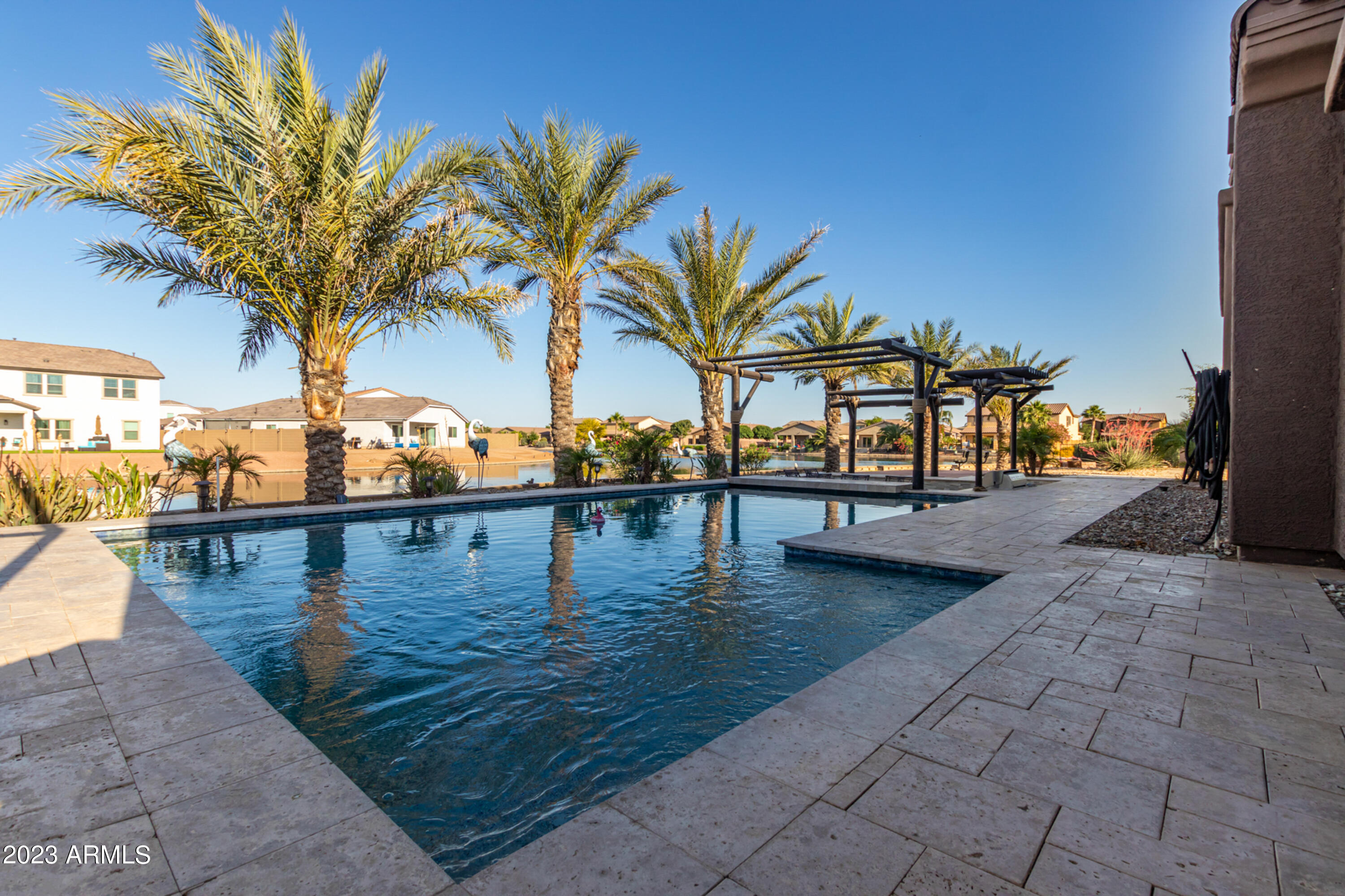 22015 N DIAMOND Drive