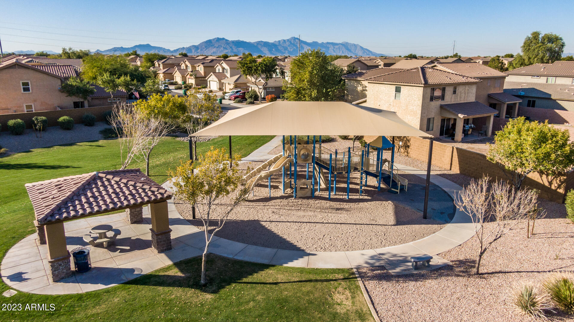 22015 N DIAMOND Drive