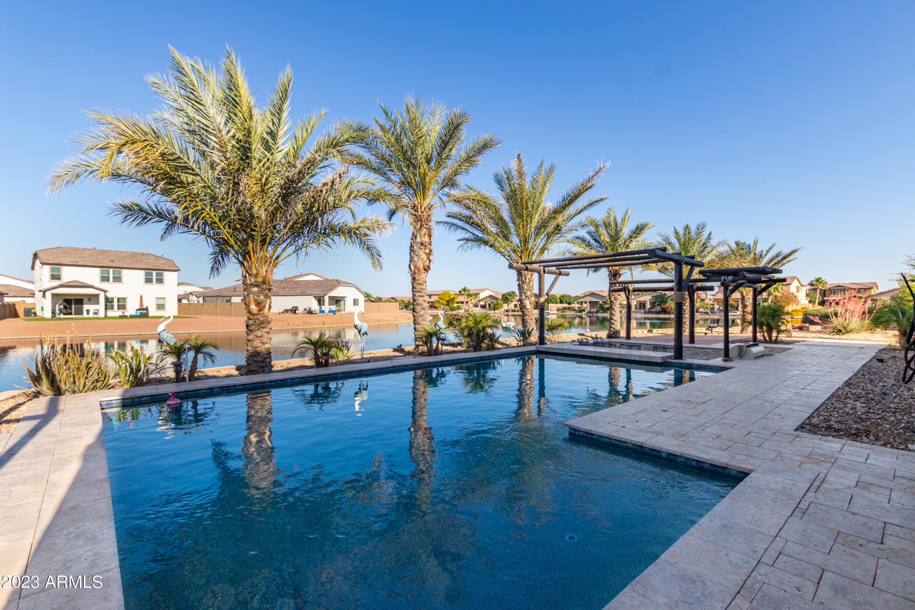 22015 N DIAMOND Drive