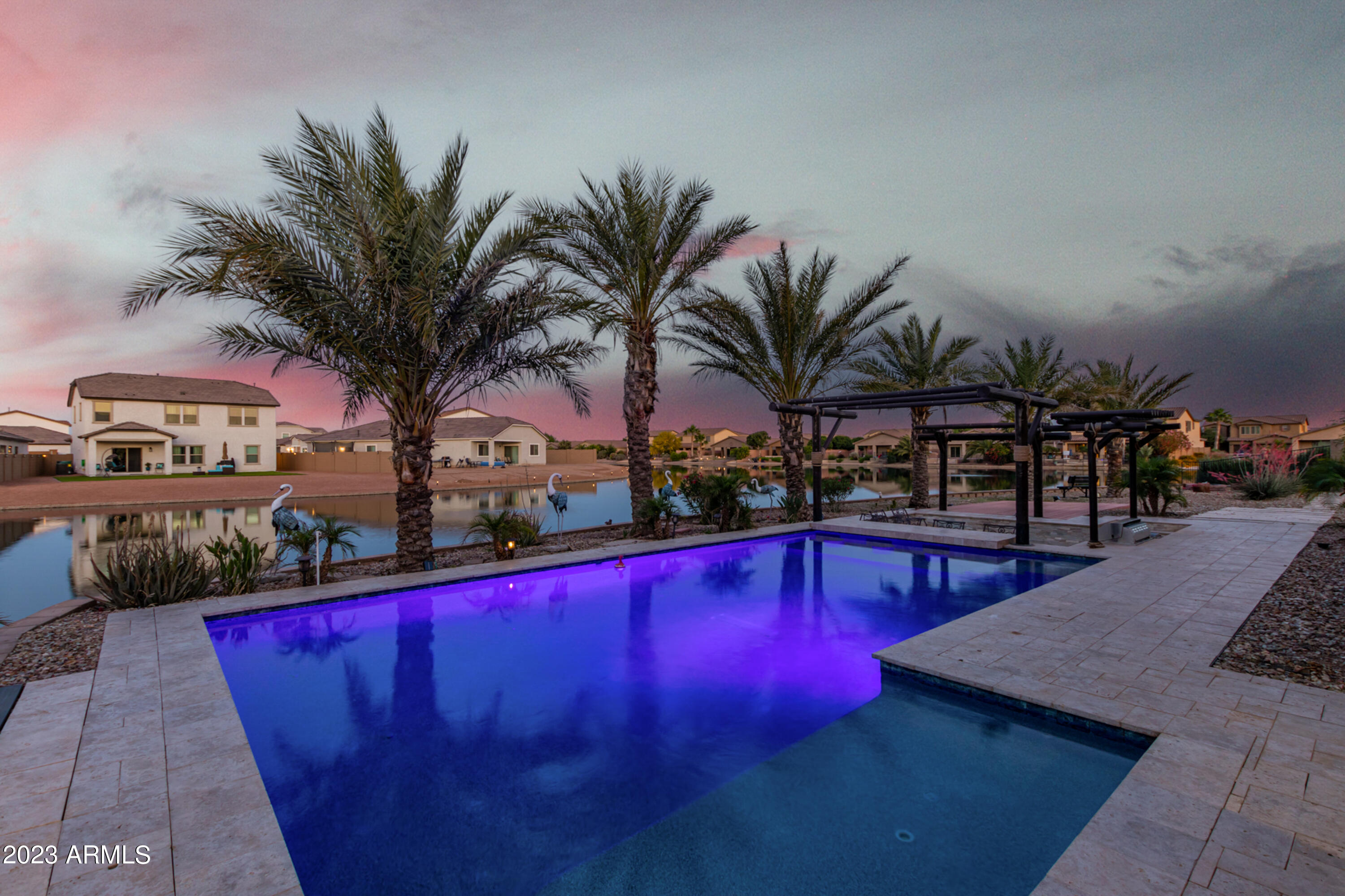 22015 N DIAMOND Drive