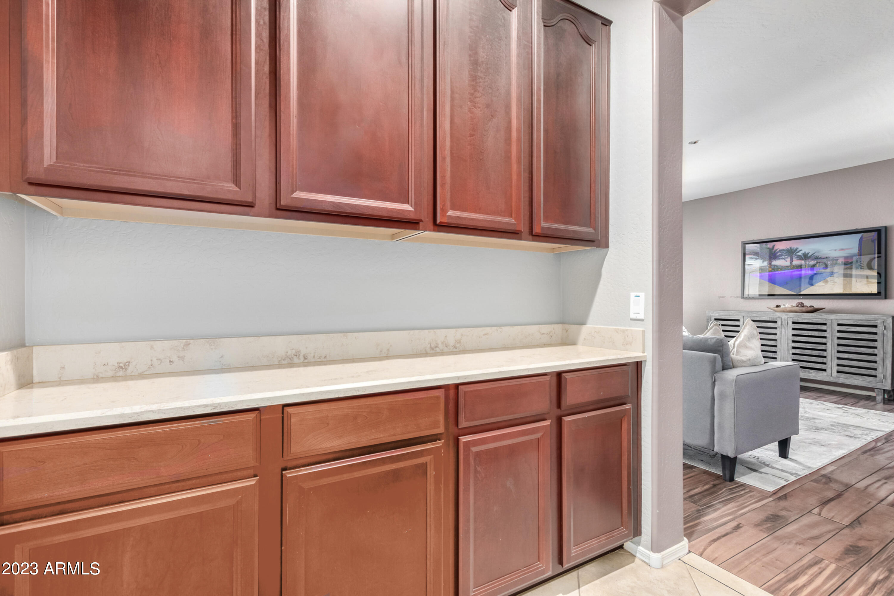 22015 N DIAMOND Drive