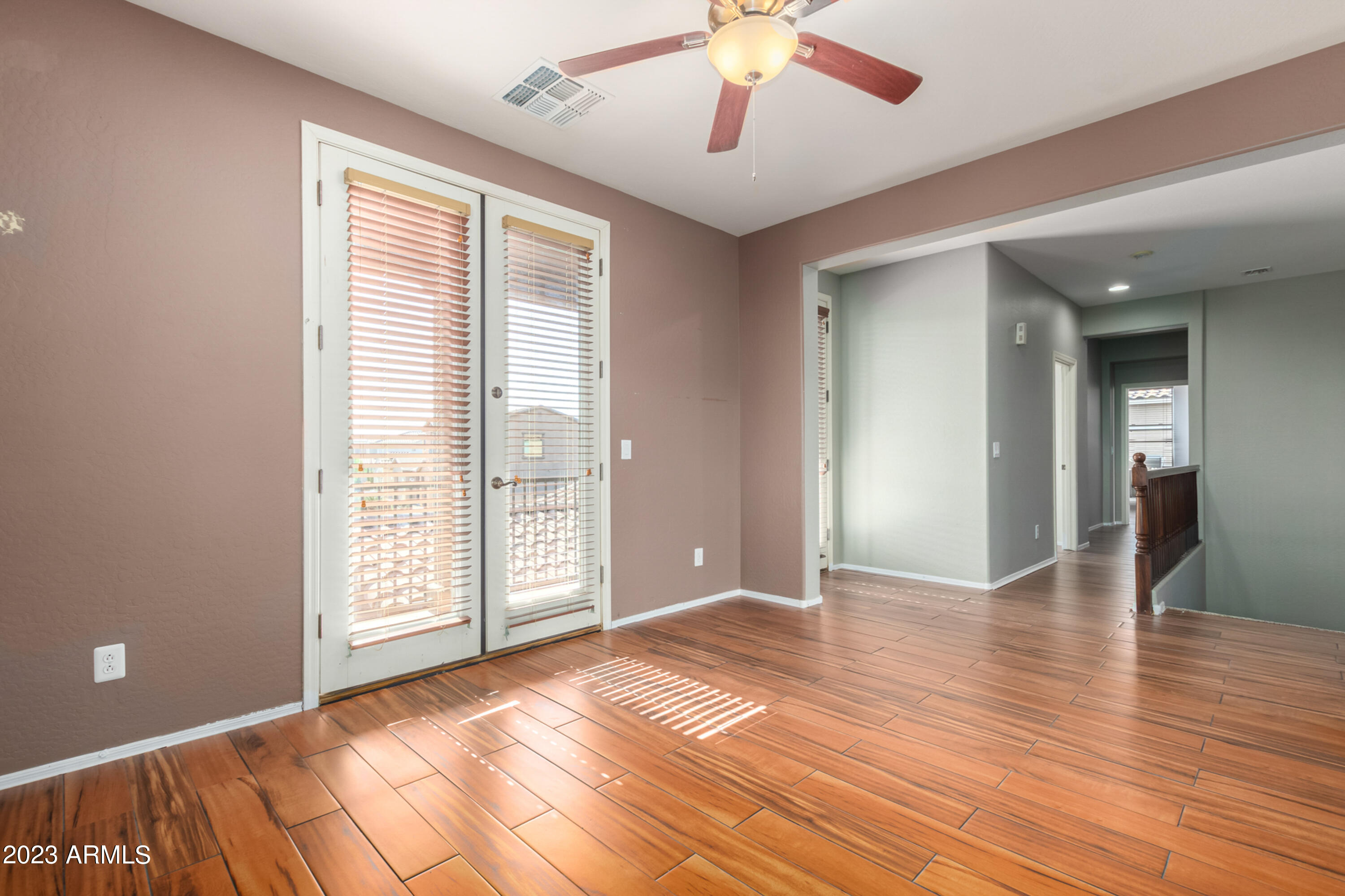 22015 N DIAMOND Drive