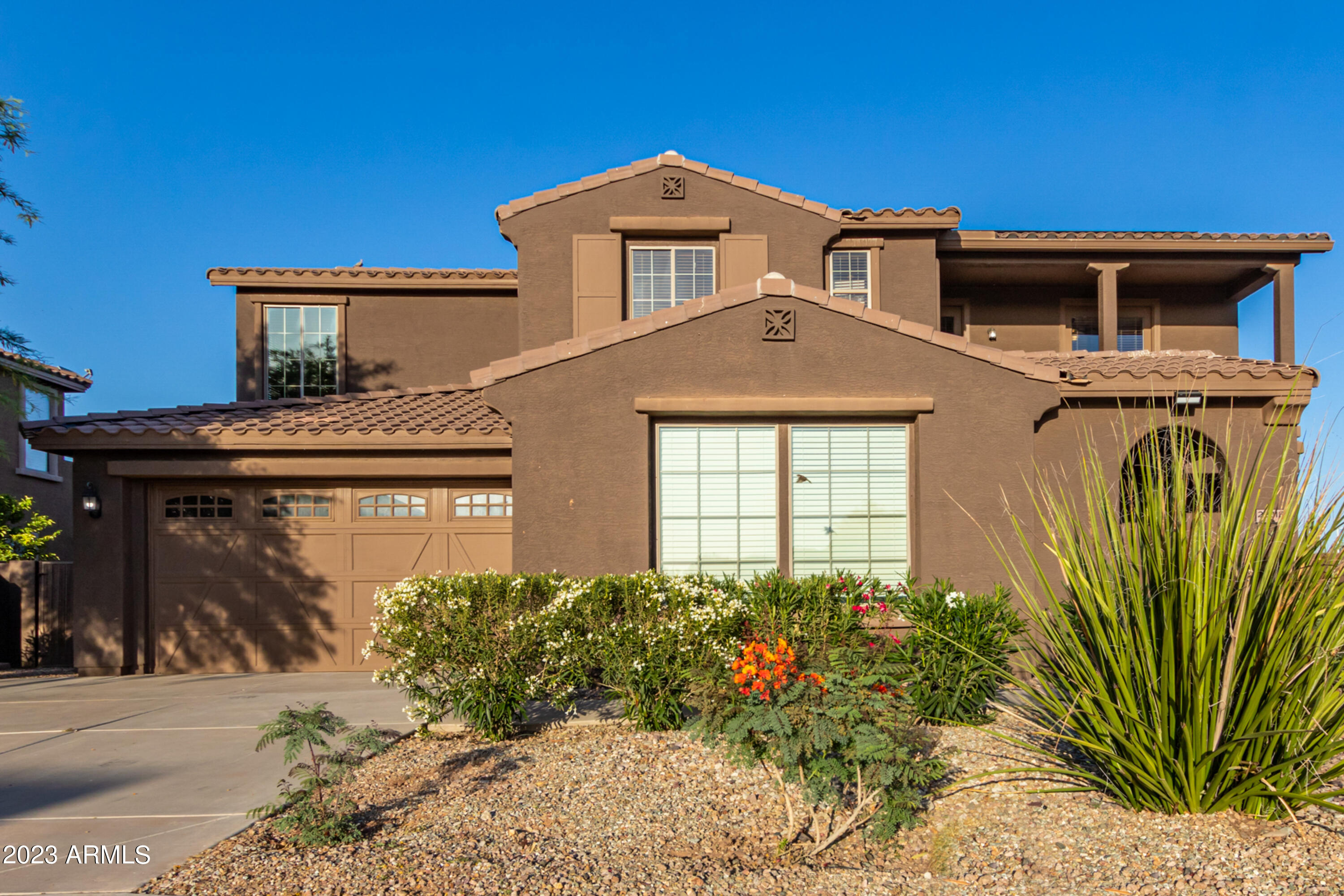 22015 N DIAMOND Drive