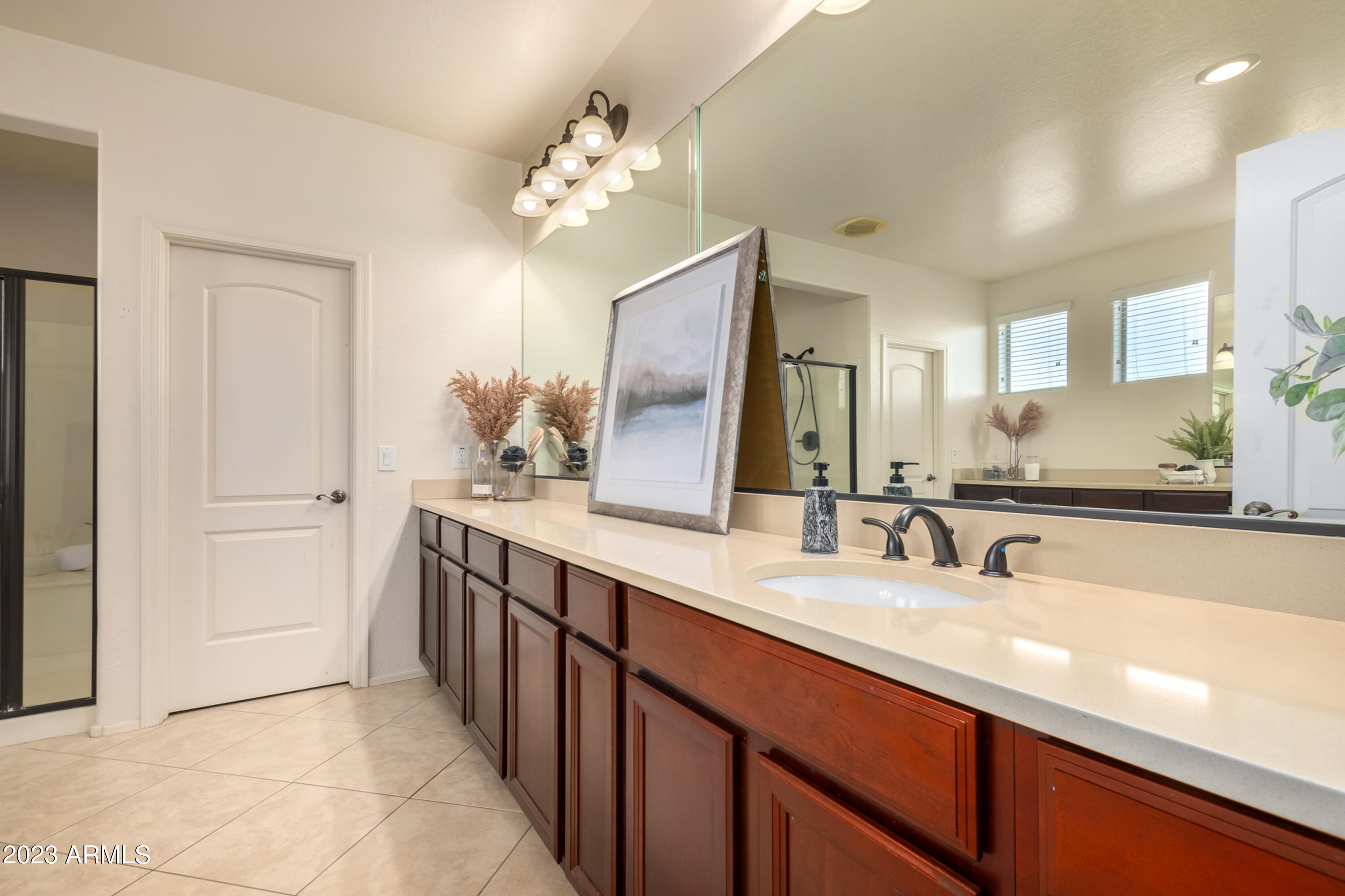 22015 N DIAMOND Drive