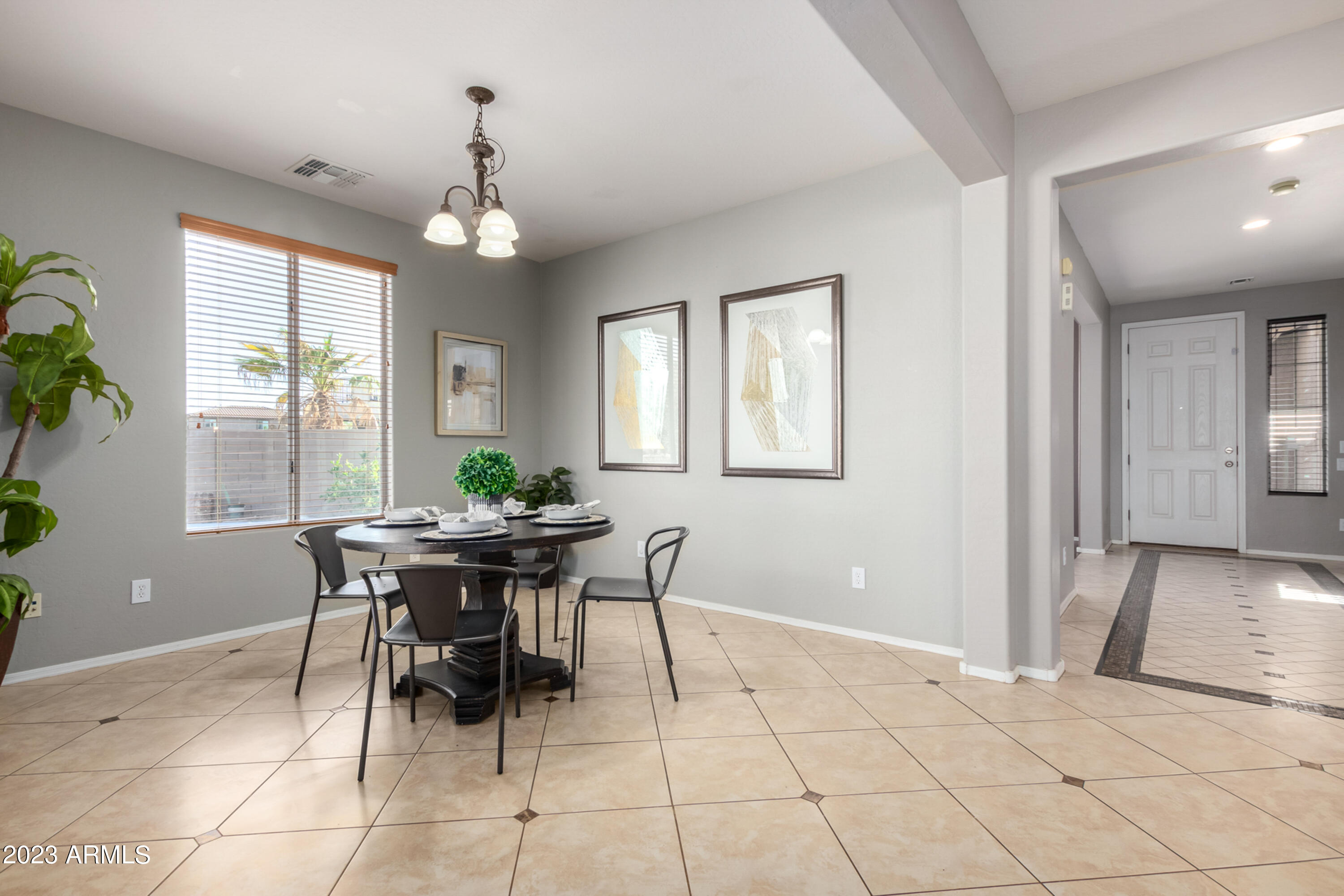 22015 N DIAMOND Drive