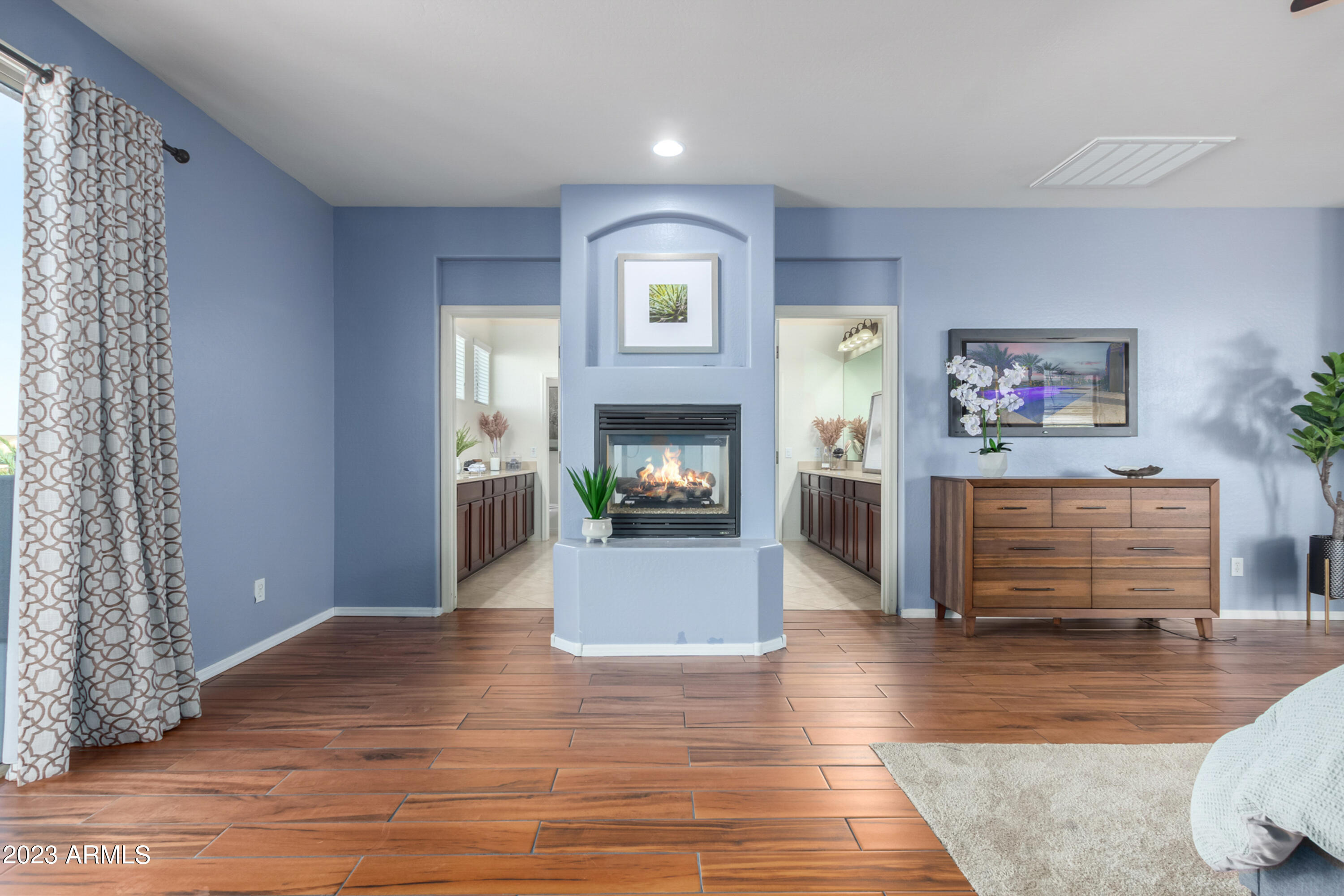 22015 N DIAMOND Drive