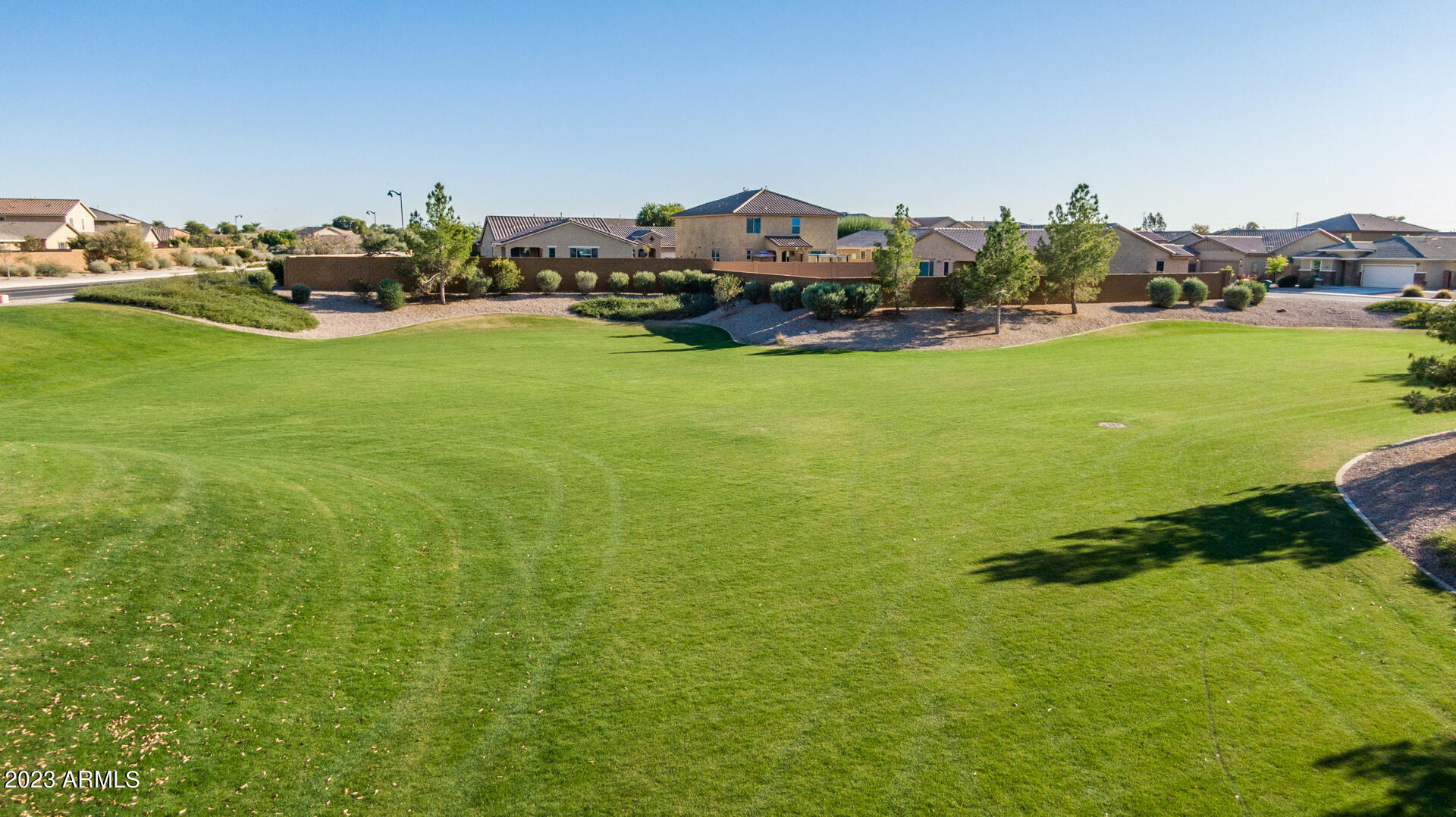 22015 N DIAMOND Drive