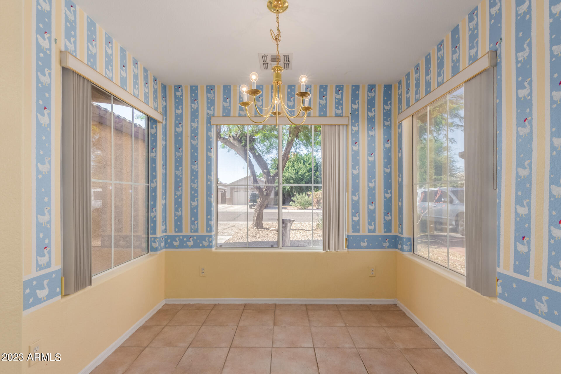 13551 W SAGUARO Lane