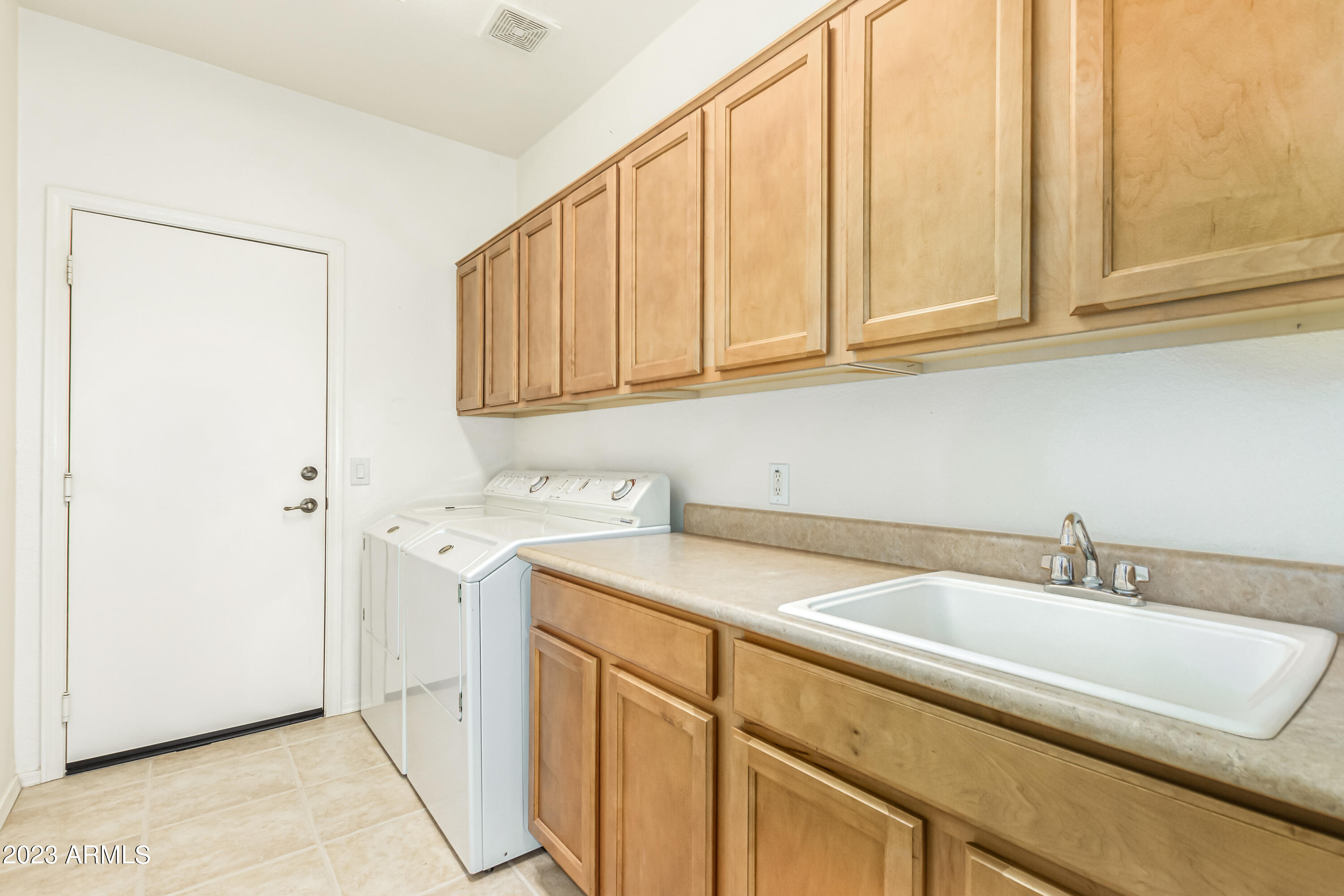 18139 N FIESTA Drive