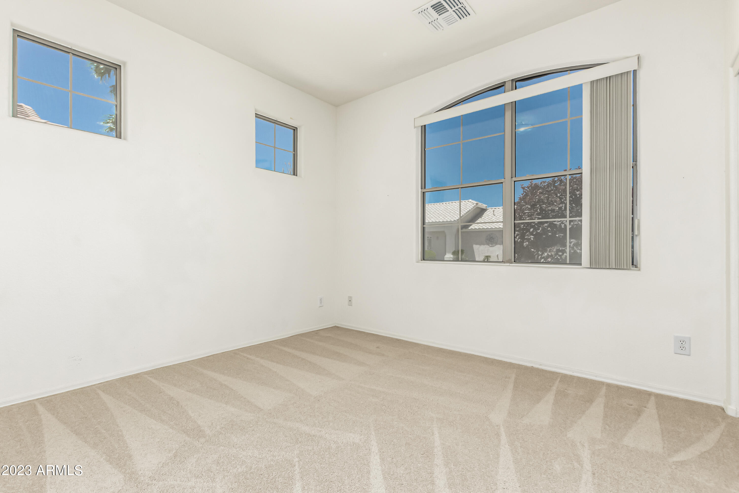 18139 N FIESTA Drive