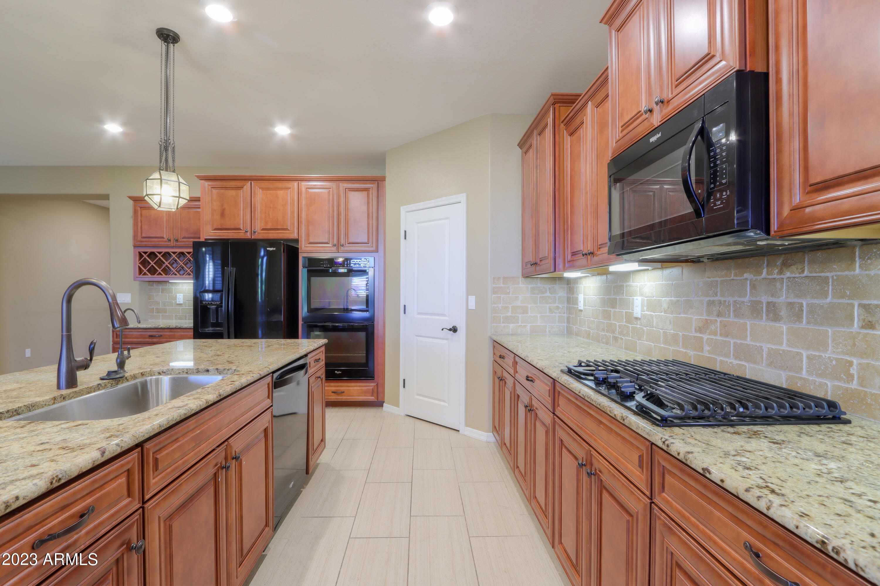 20497 N DANIELLE Avenue