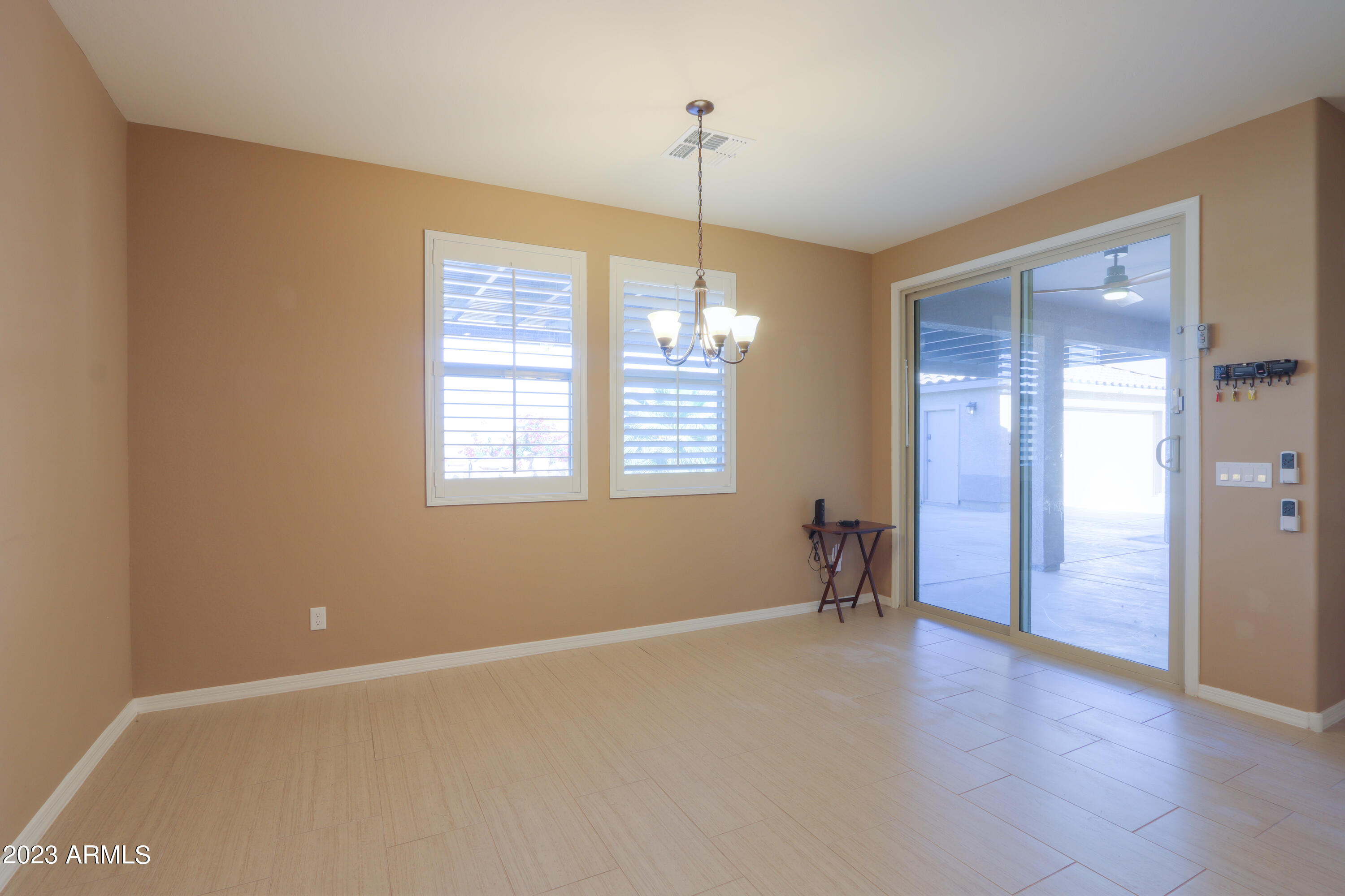 20497 N DANIELLE Avenue