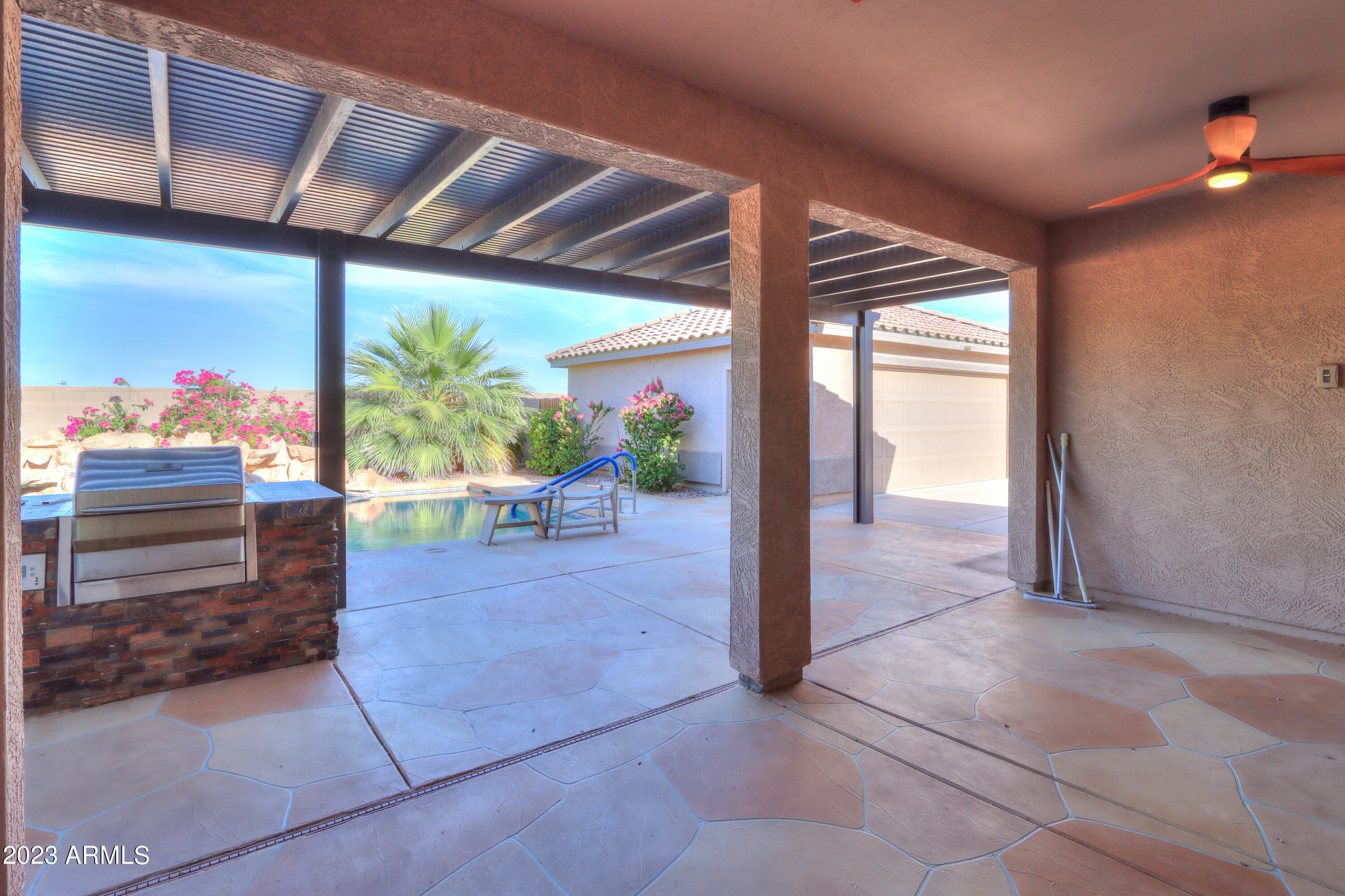 20497 N DANIELLE Avenue