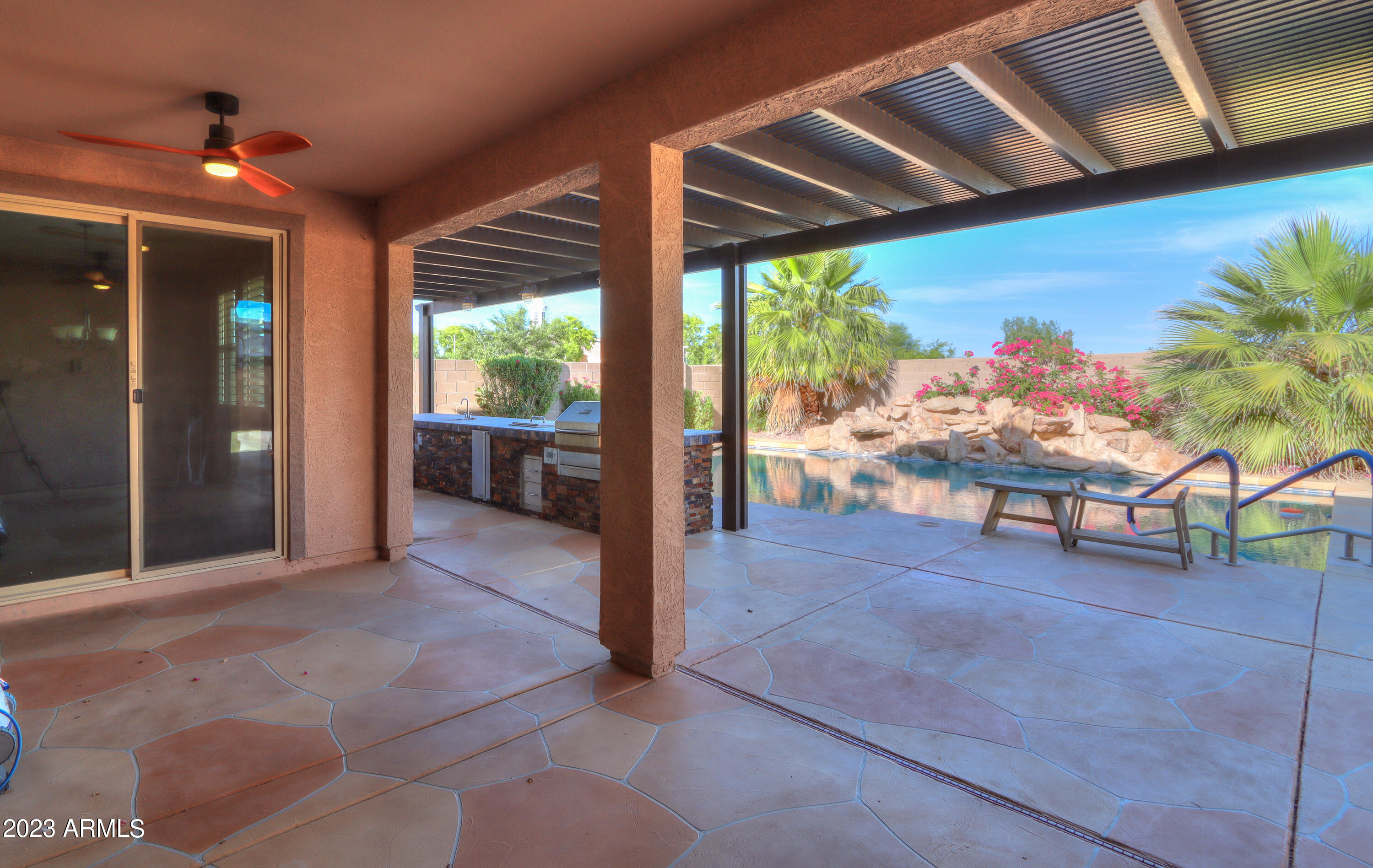 20497 N DANIELLE Avenue