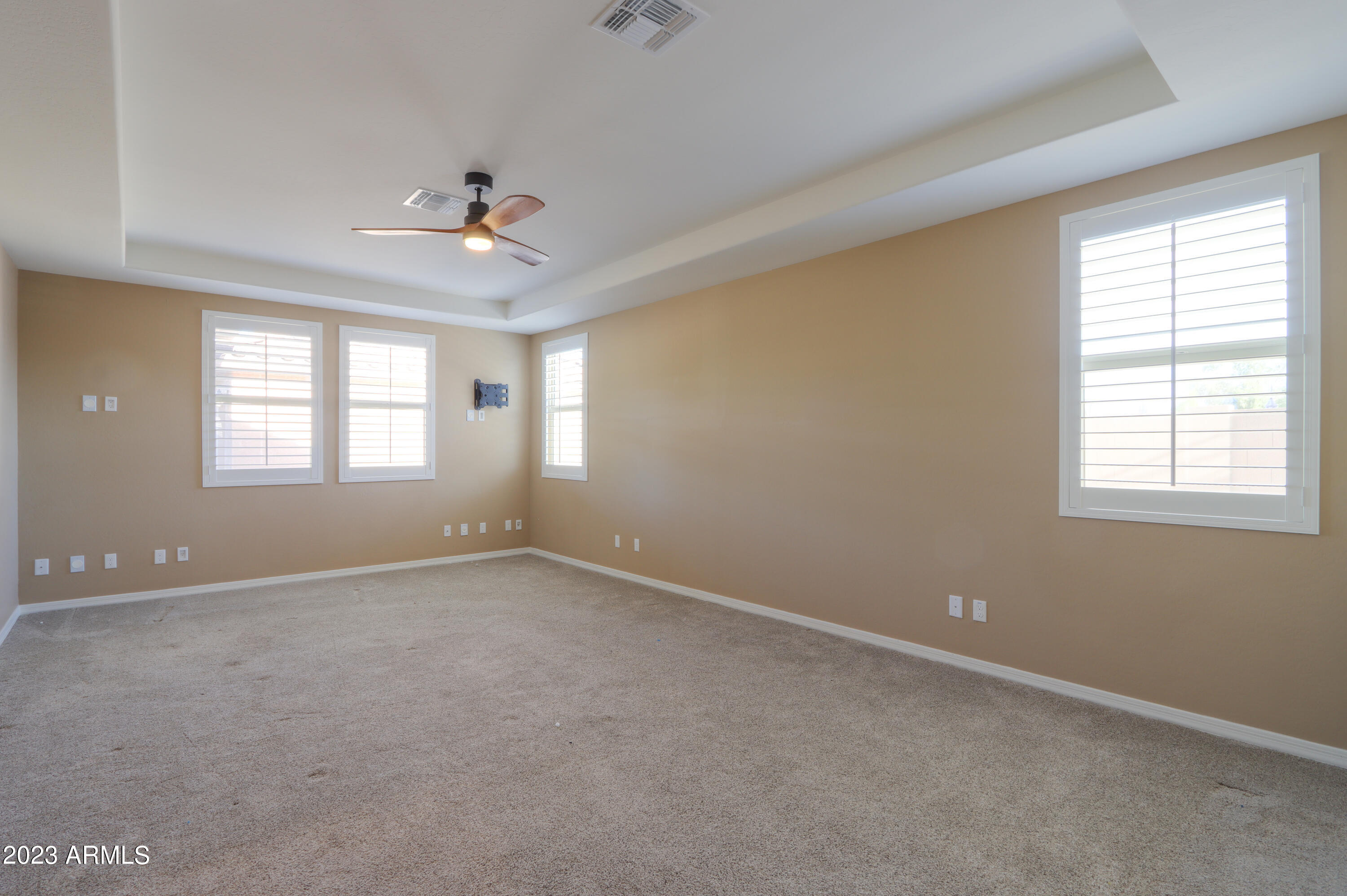 20497 N DANIELLE Avenue