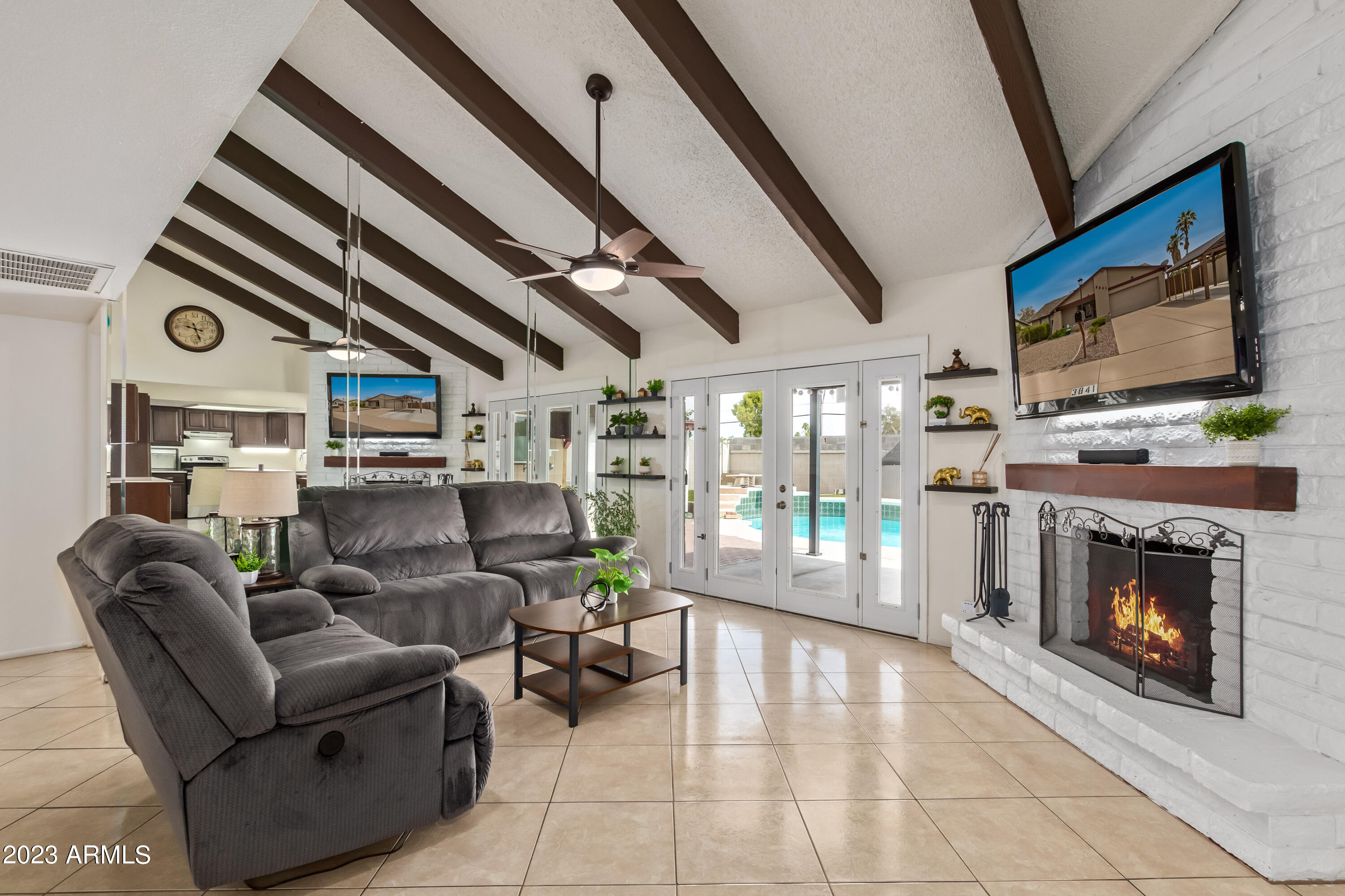 3841 W WOODRIDGE Drive