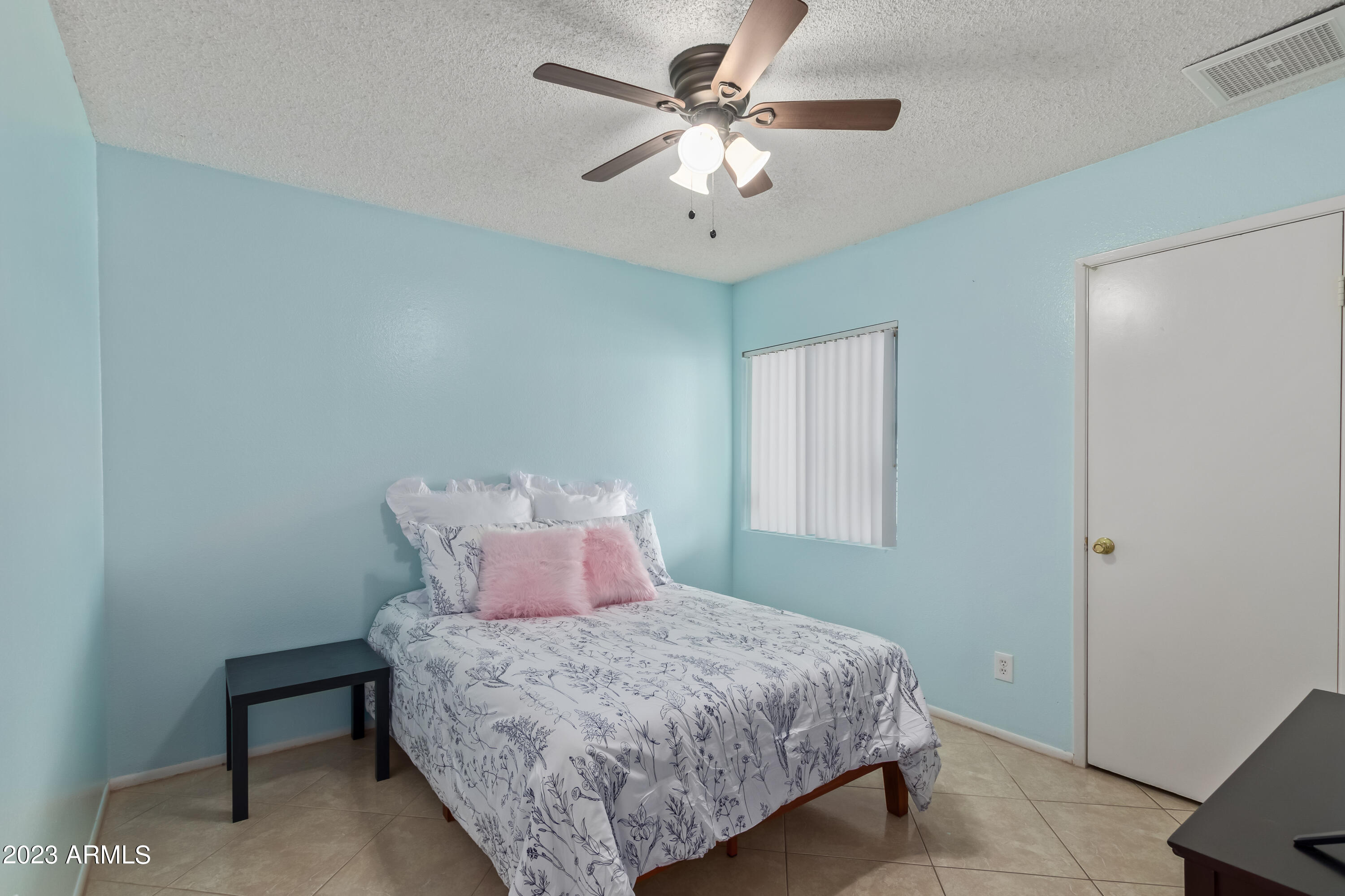 3841 W WOODRIDGE Drive