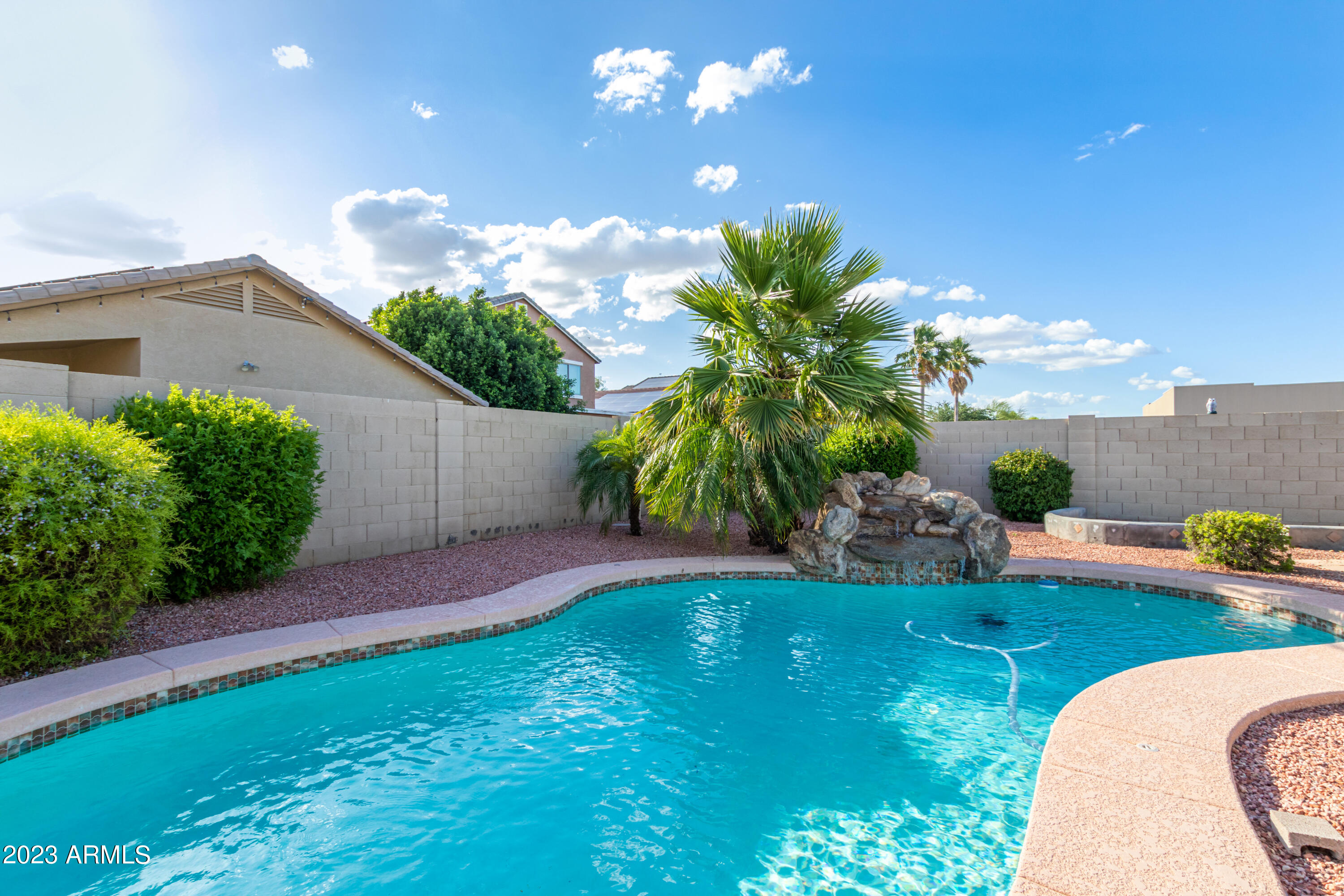 17186 W PORT ROYALE Lane