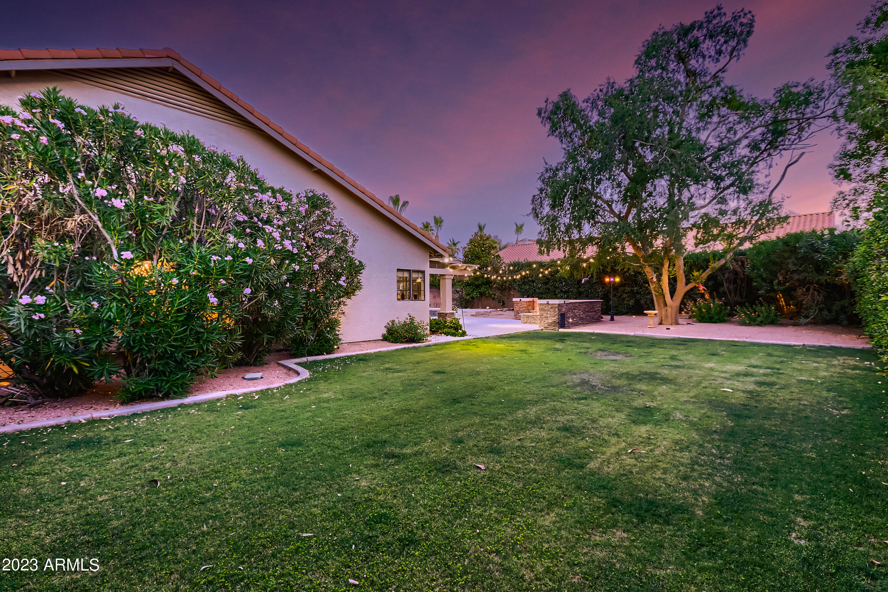 1155 E GRANDVIEW Road