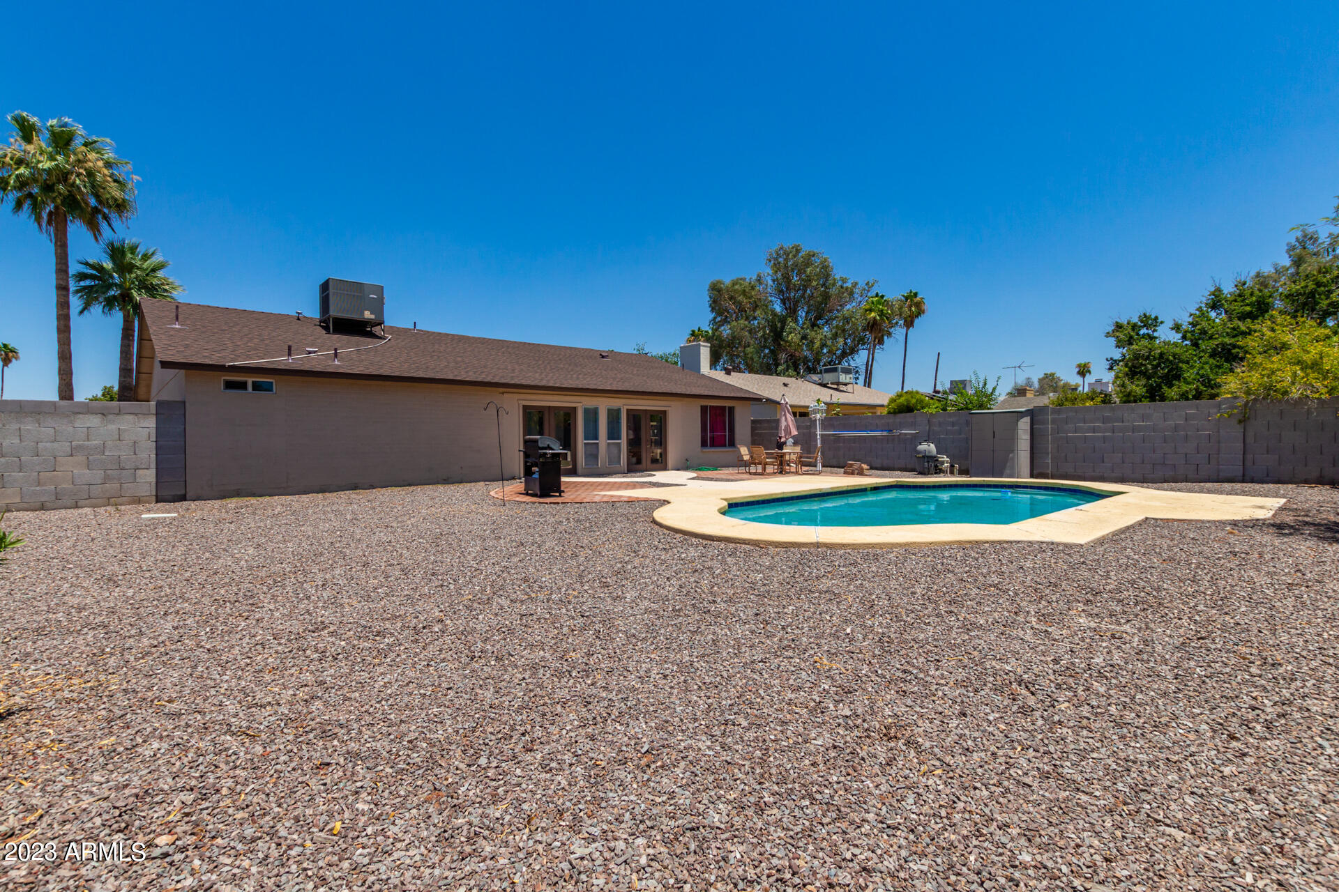 3937 W SAHUARO Drive
