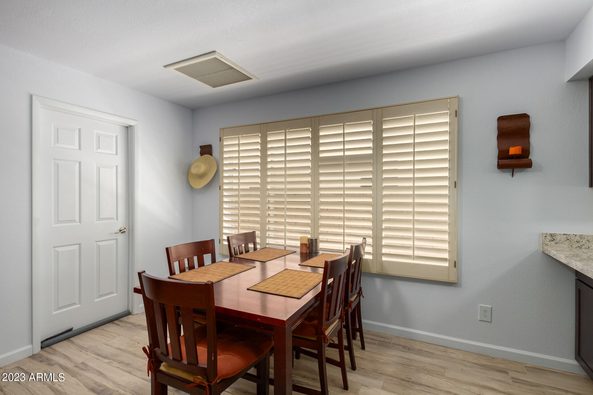 3937 W SAHUARO Drive