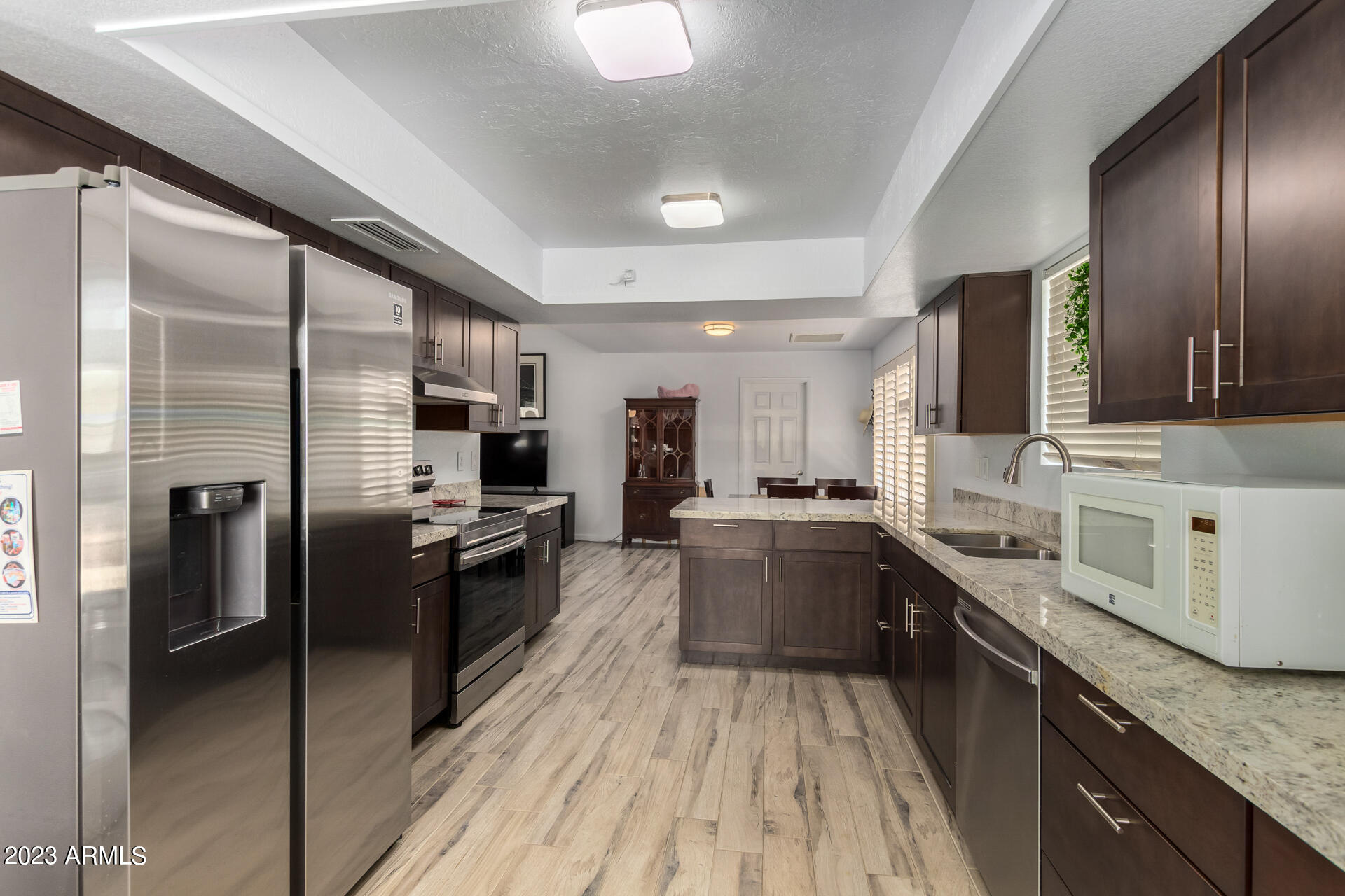 3937 W SAHUARO Drive