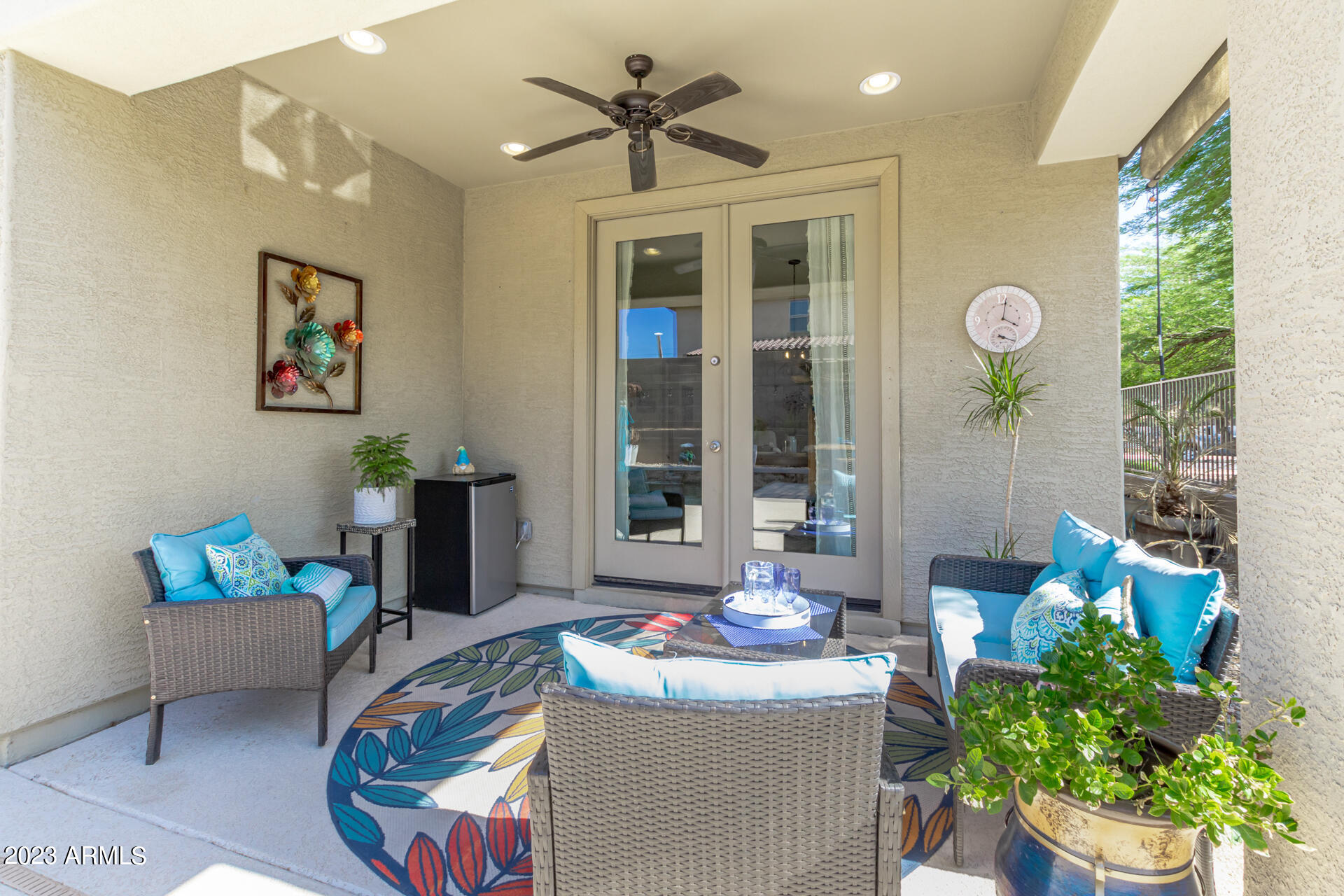 15776 W DESERT HILLS Drive